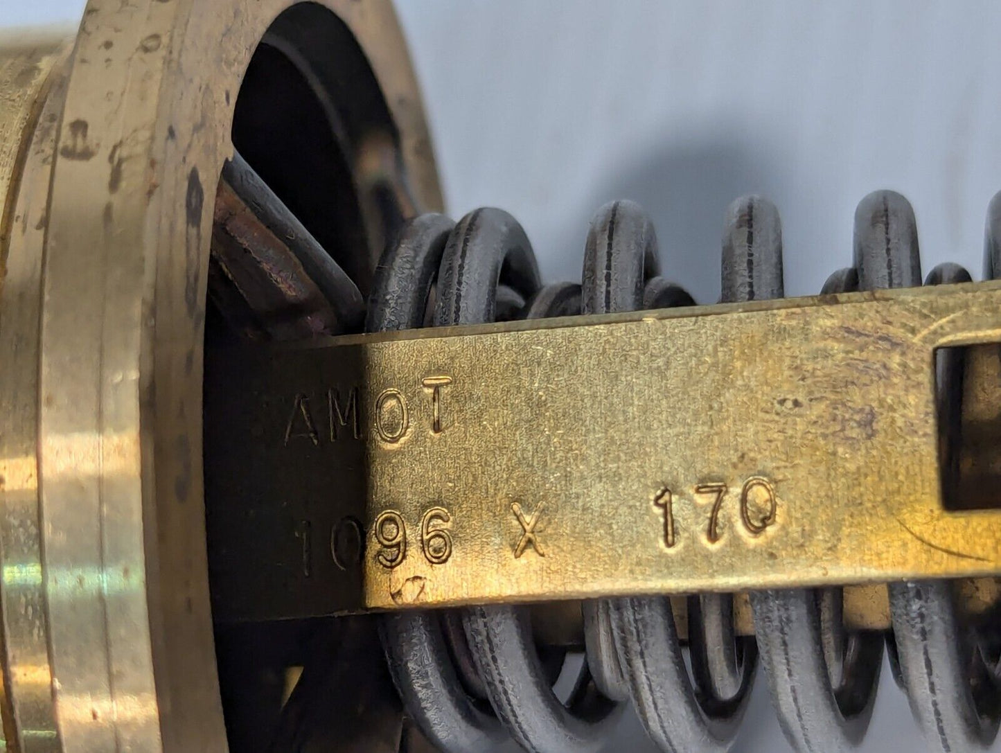 Sullair 001084 thermostatic valve replacement kit, new old stock - Free Shipping