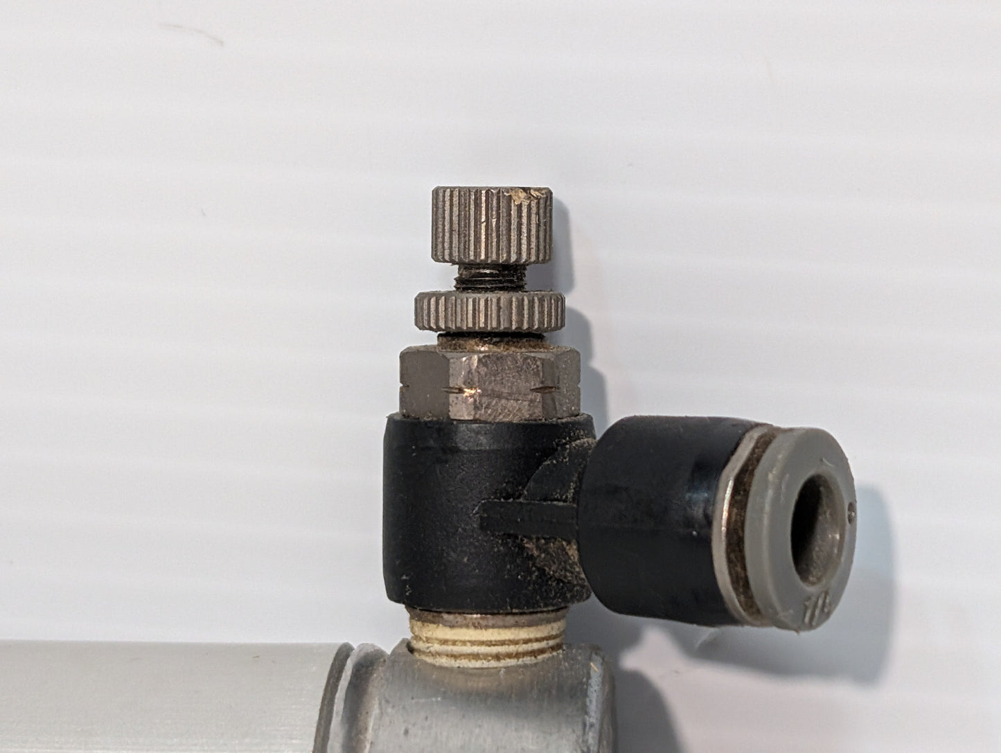 Unbranded 605-517SS Cylinder Industrial Assembly Component Serial 100470CC