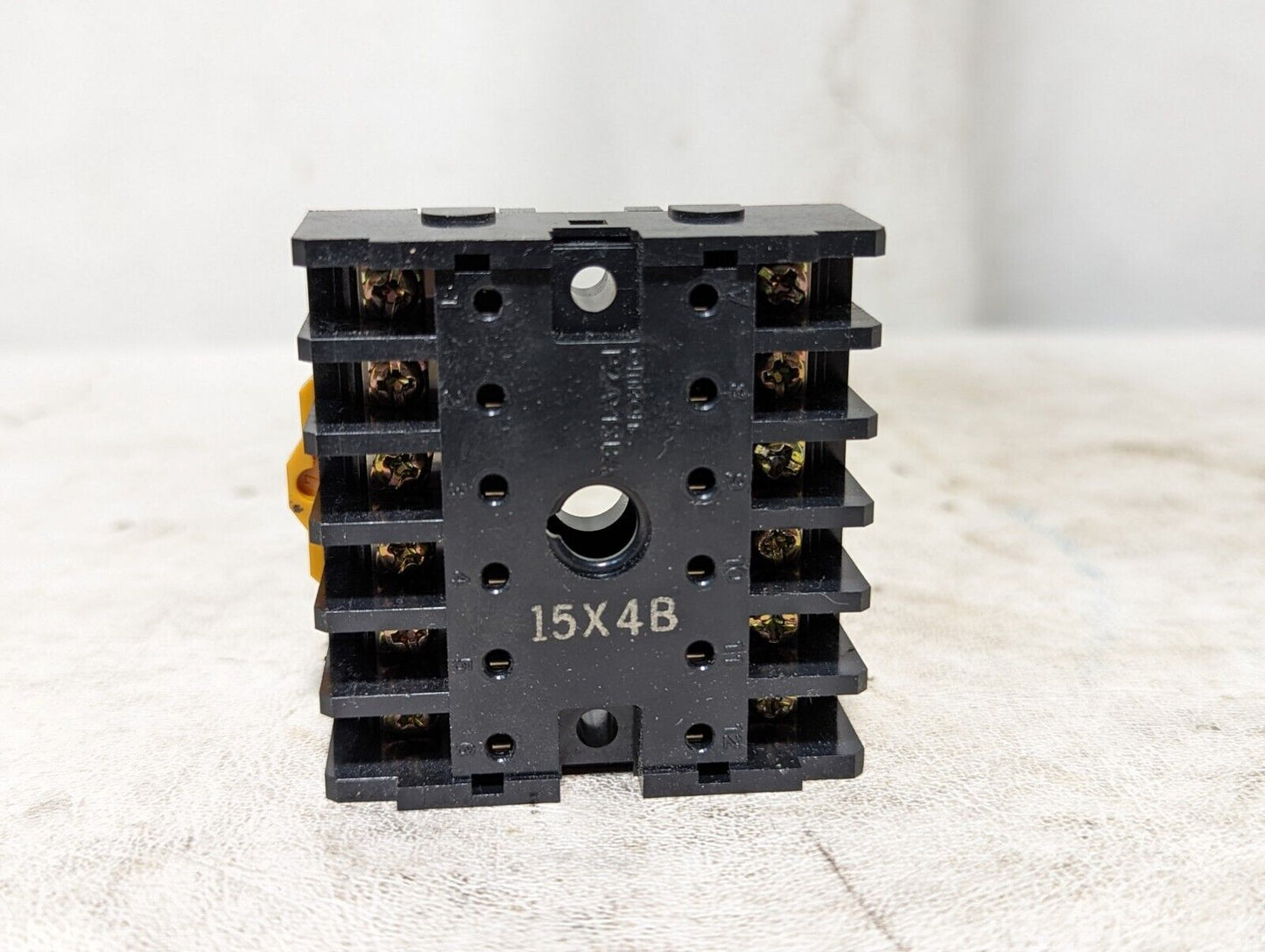omron S3S-A10C-US controller unit, 120/240VAC