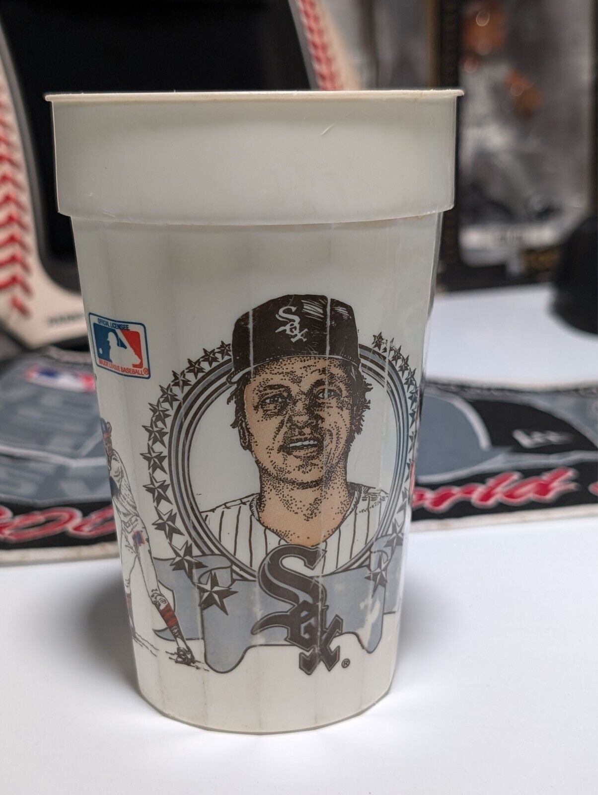 24 Pieces Chicago White Sox Championship Memorabilia 1983 2005 Cup Pennant Bat