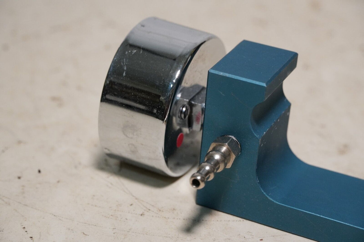 Instrumentation Industries Marshalltown Vacuum Gauge with Clamp