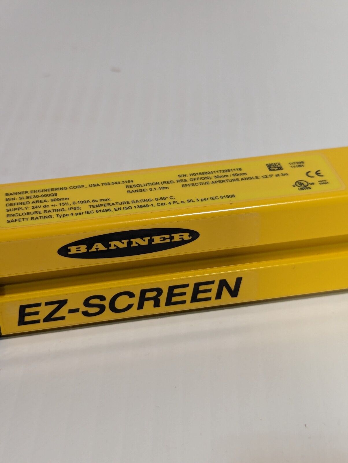 Banner SLSE30-900Q8 EZ-Screen EA Emitter, 36" Light Screen - Free Shipping