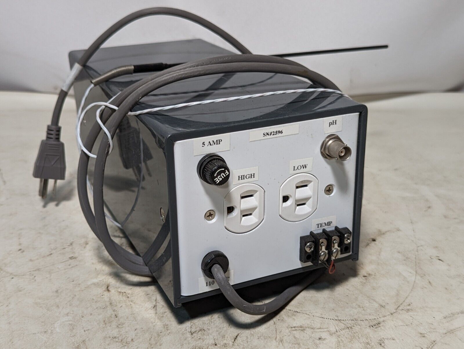 Systematics 960-0150 pH controller with probe