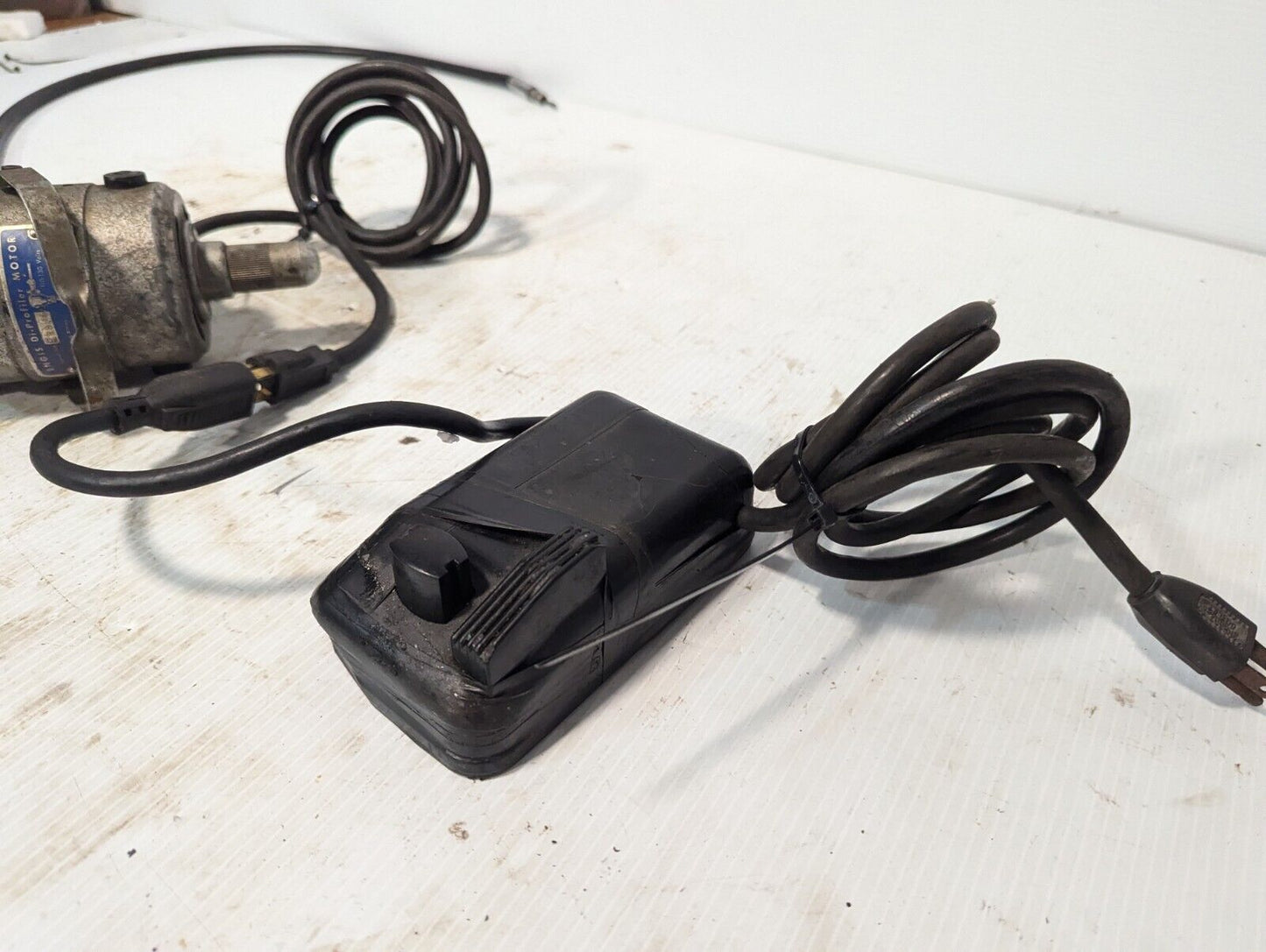 Engis Di-Profiler FlexShaft rotary motor with foot switch, 110-130V, 0.8A