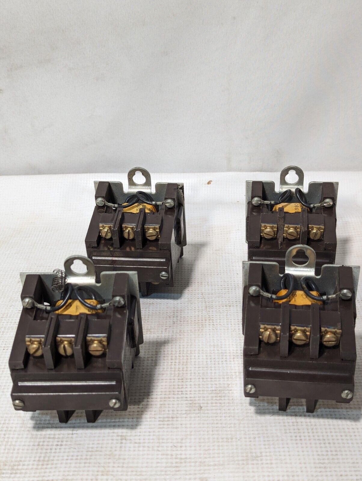 Cutler Hammer 9560H1409B Contactor 6-311-15, 40A, 600VAC