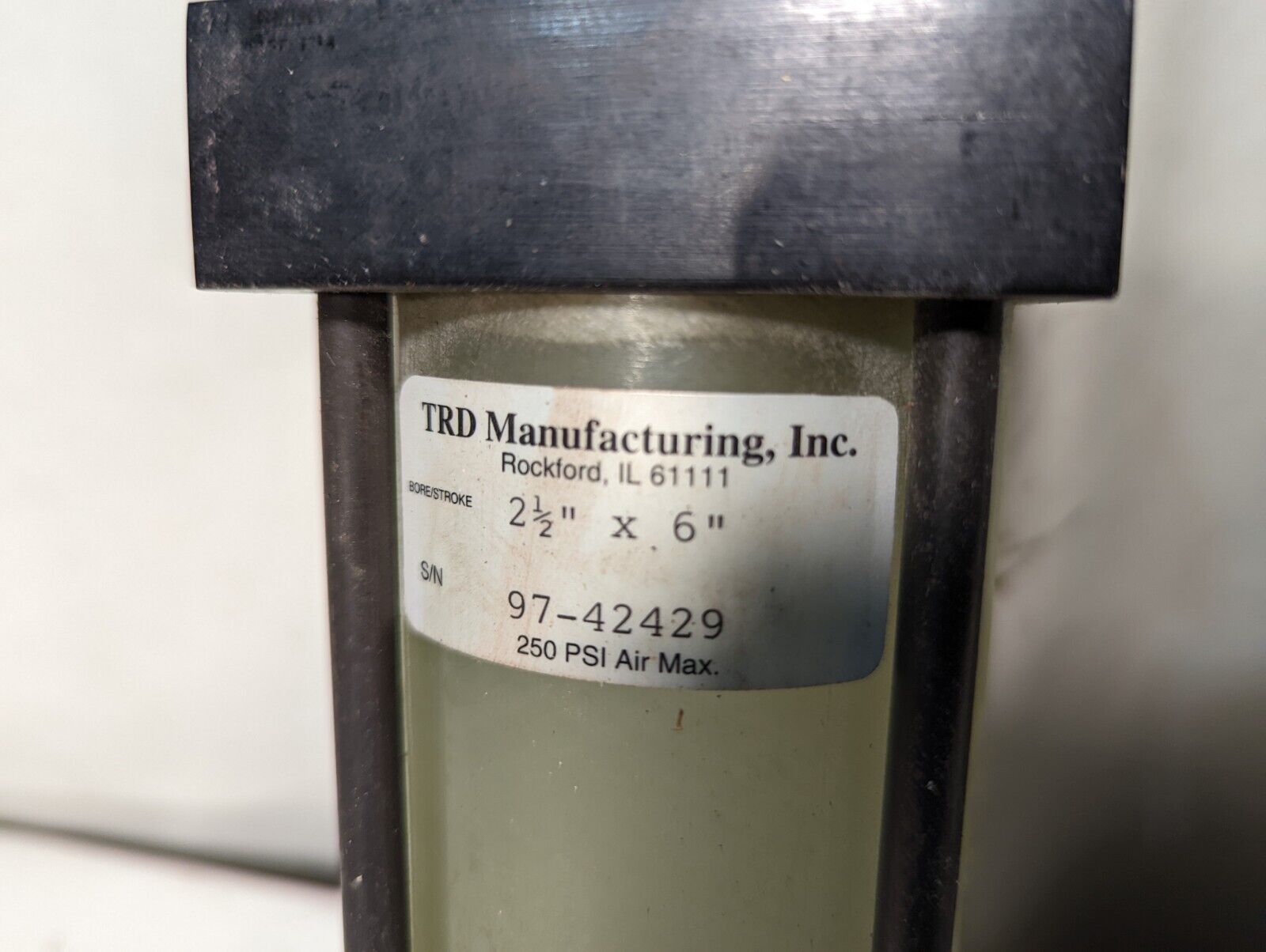 TRD Manufacturing 2.5" x 6" bore/stroke cylinder, 250PSI air max, 97-42429