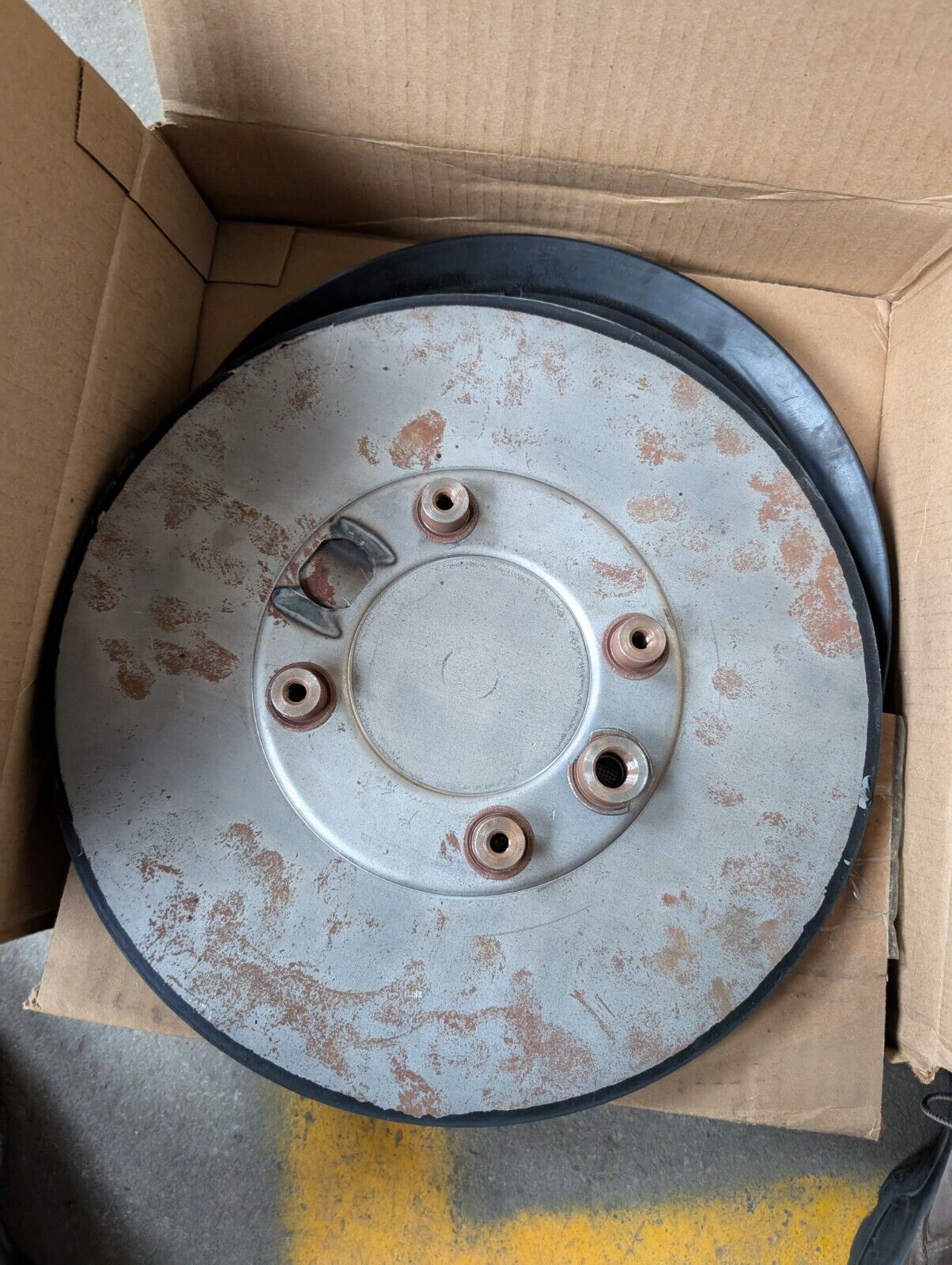 Strato Vac Handling 14 inch cup, 40780 neoprene black, 530 lb capacity-Free Ship