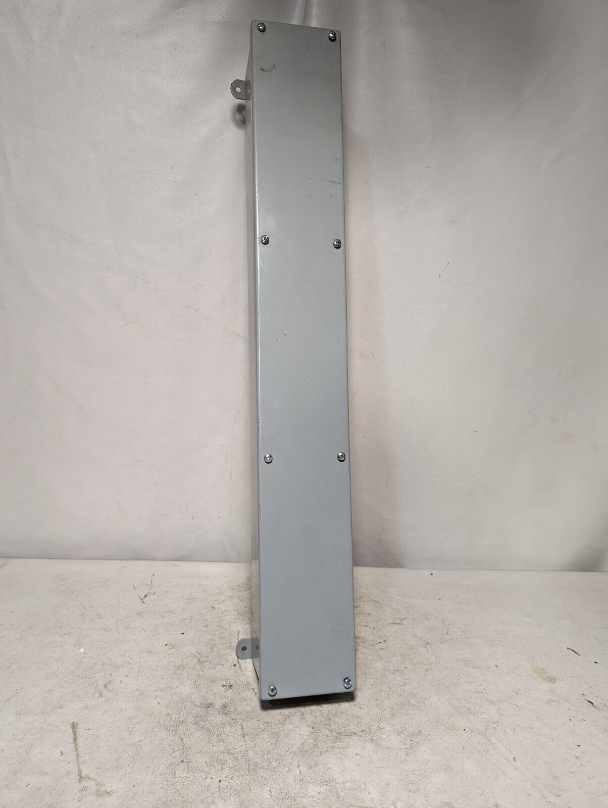 Hoffman F4430SC screw cover wiring trough 30x4x4, max conductor 4/0AWG, NEMA 12
