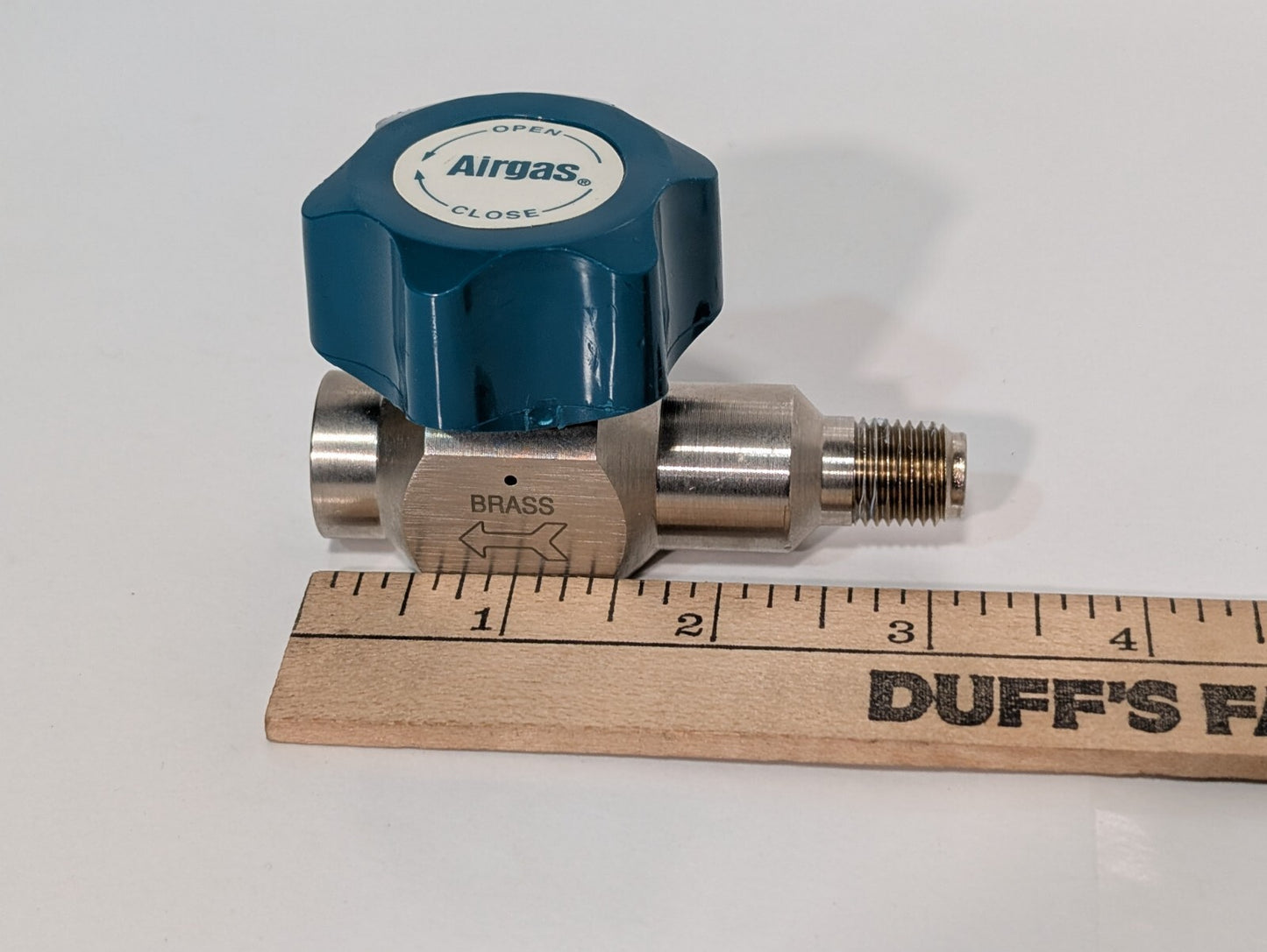 Airgas Diaphragm Valve Brass 3500 PSI 2 WAY
