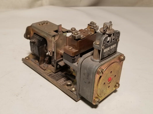 Square D 9050 pneumatic timing relay, timer