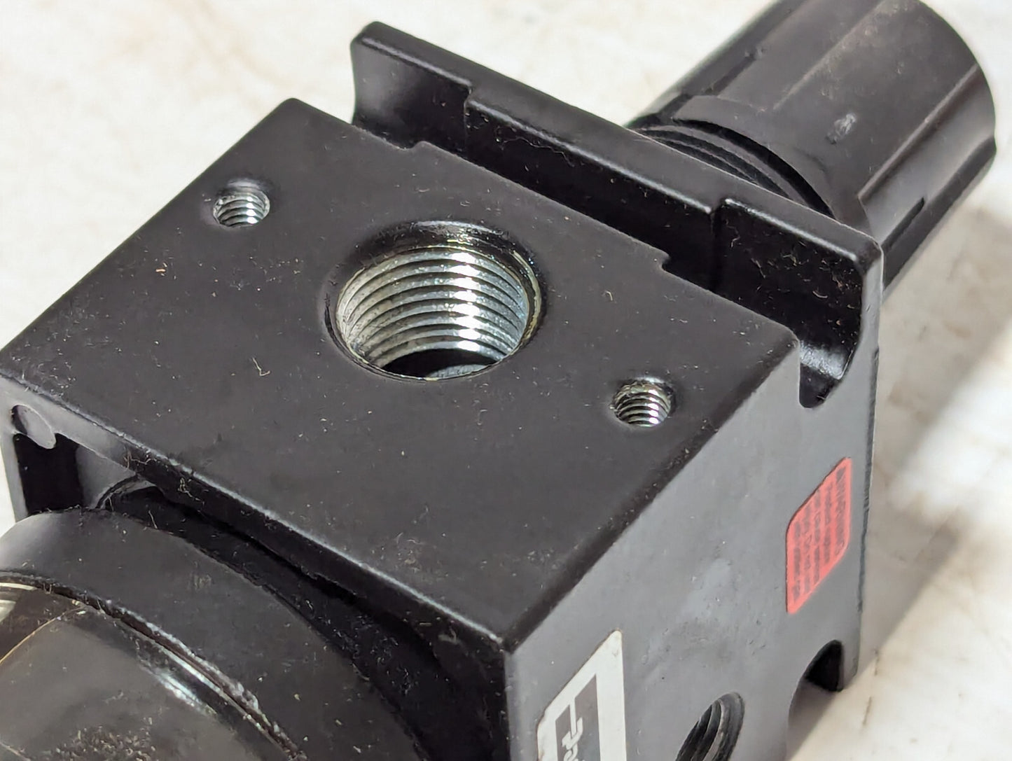Watts Fluidair Parker B75-03WJC Integral Filter, Regulator, Twist Drain, 250Psi