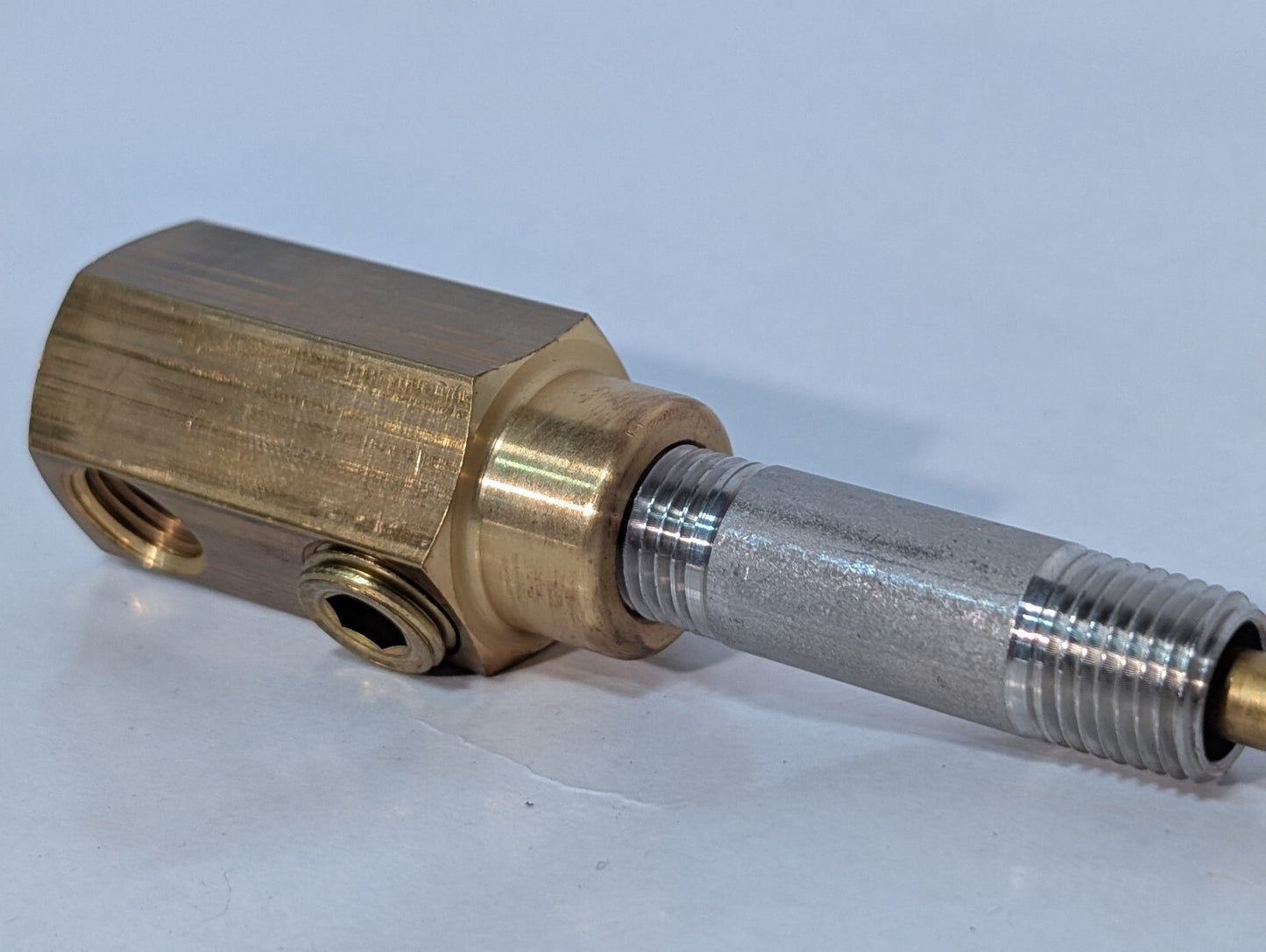 141N-4 Nipple Type Cascade Assembly 1/4", Brass, Stainless, Cooling
