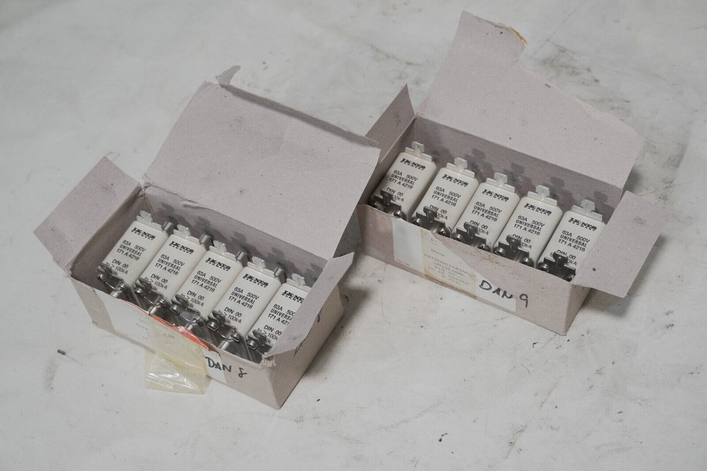 Lot of 10 Bussmann 171 A 4216 fuses, 63A, 500V, universal, 171A4216, DIN 00