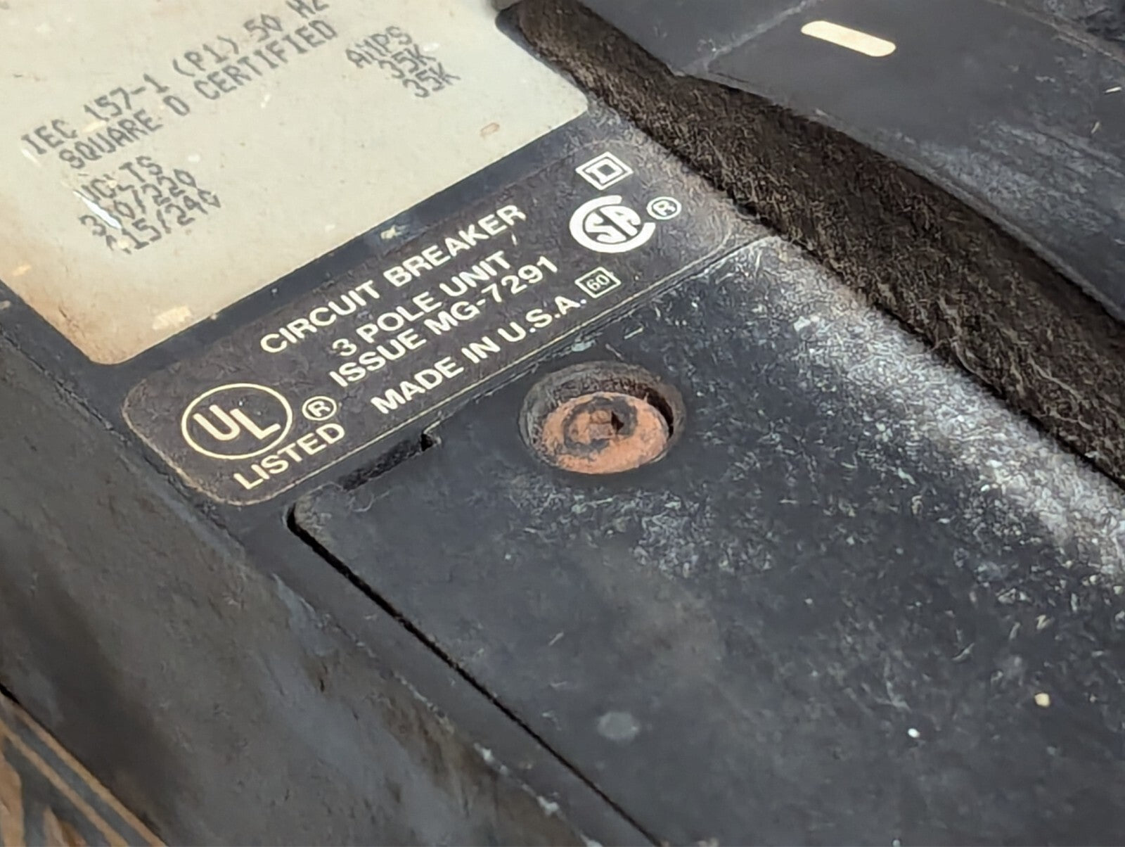 Square D LA36300 I-Line Plug On Circuit Breaker 300A 600V 3P 3PH LA 300A 3 Pole