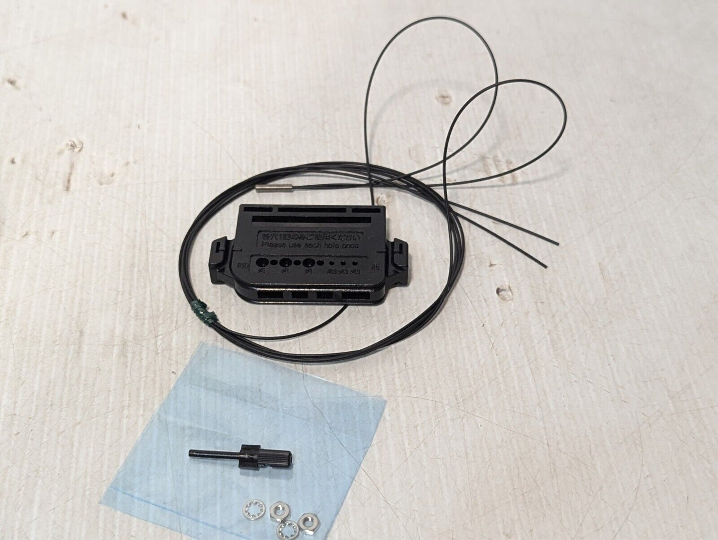 SICK LL3-DR02 Flexible Fiber-Optic Sensor Kit - Free Shipping+Returns