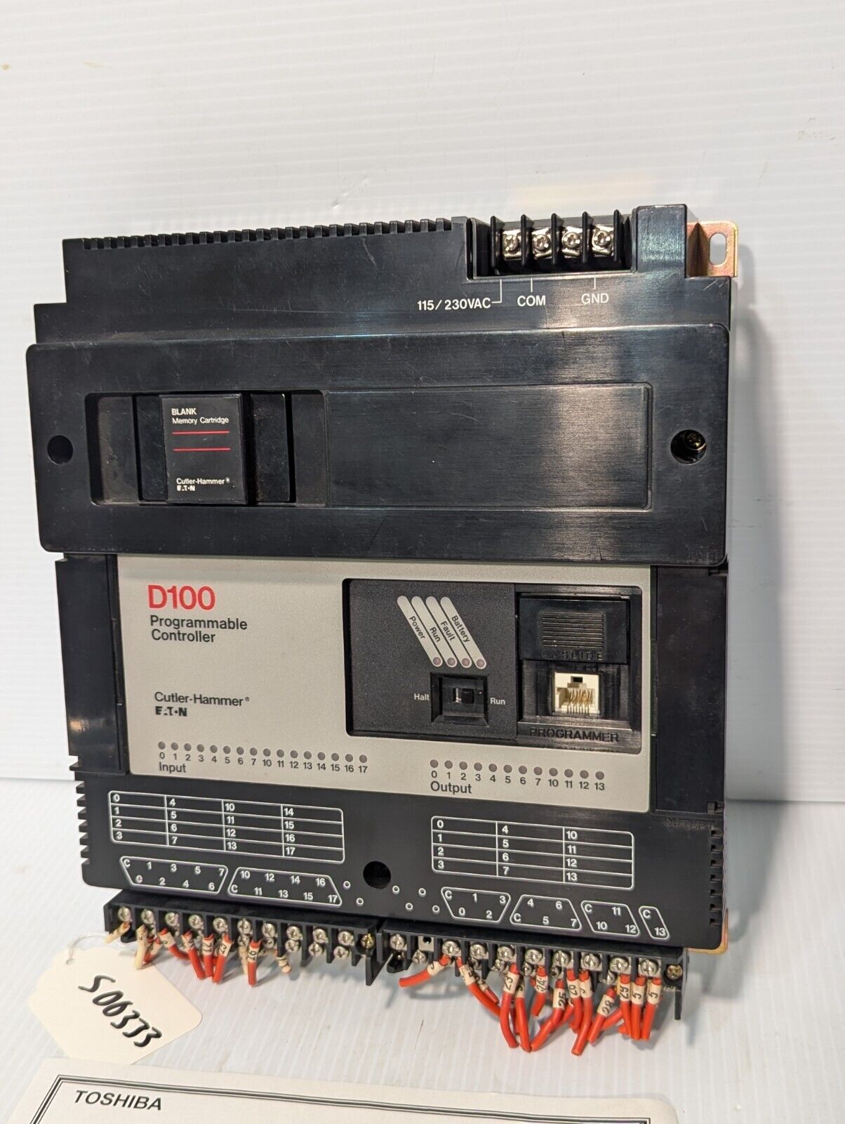Eaton Cutler Hammer D100CRA28 D100 Programmable Controller 28-I/O PLC Module