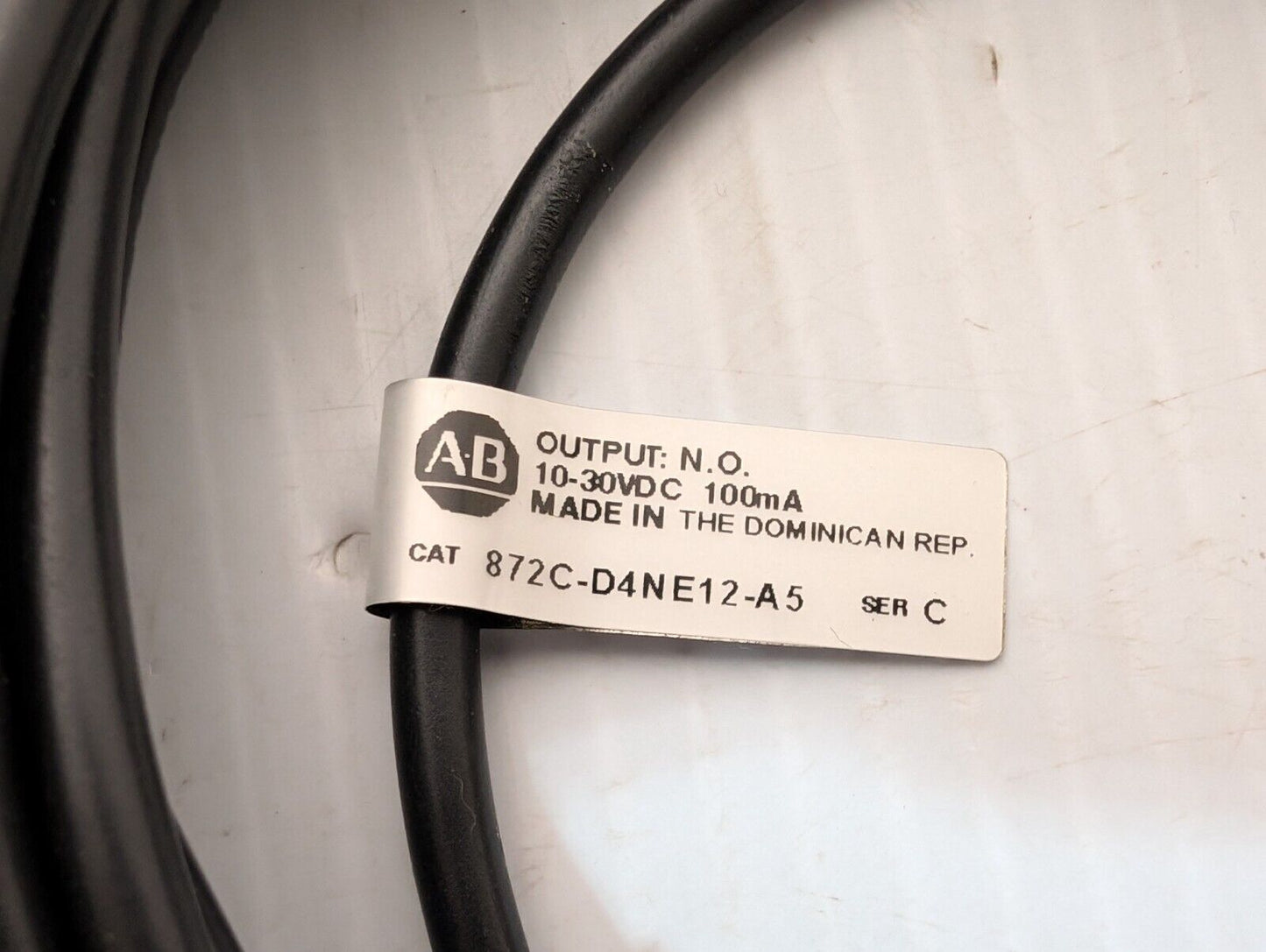 Allen Bradley 872C-D4NE12-A5 Proximity Sensor, 5M Cable, 12mm Barrel - Free Ship
