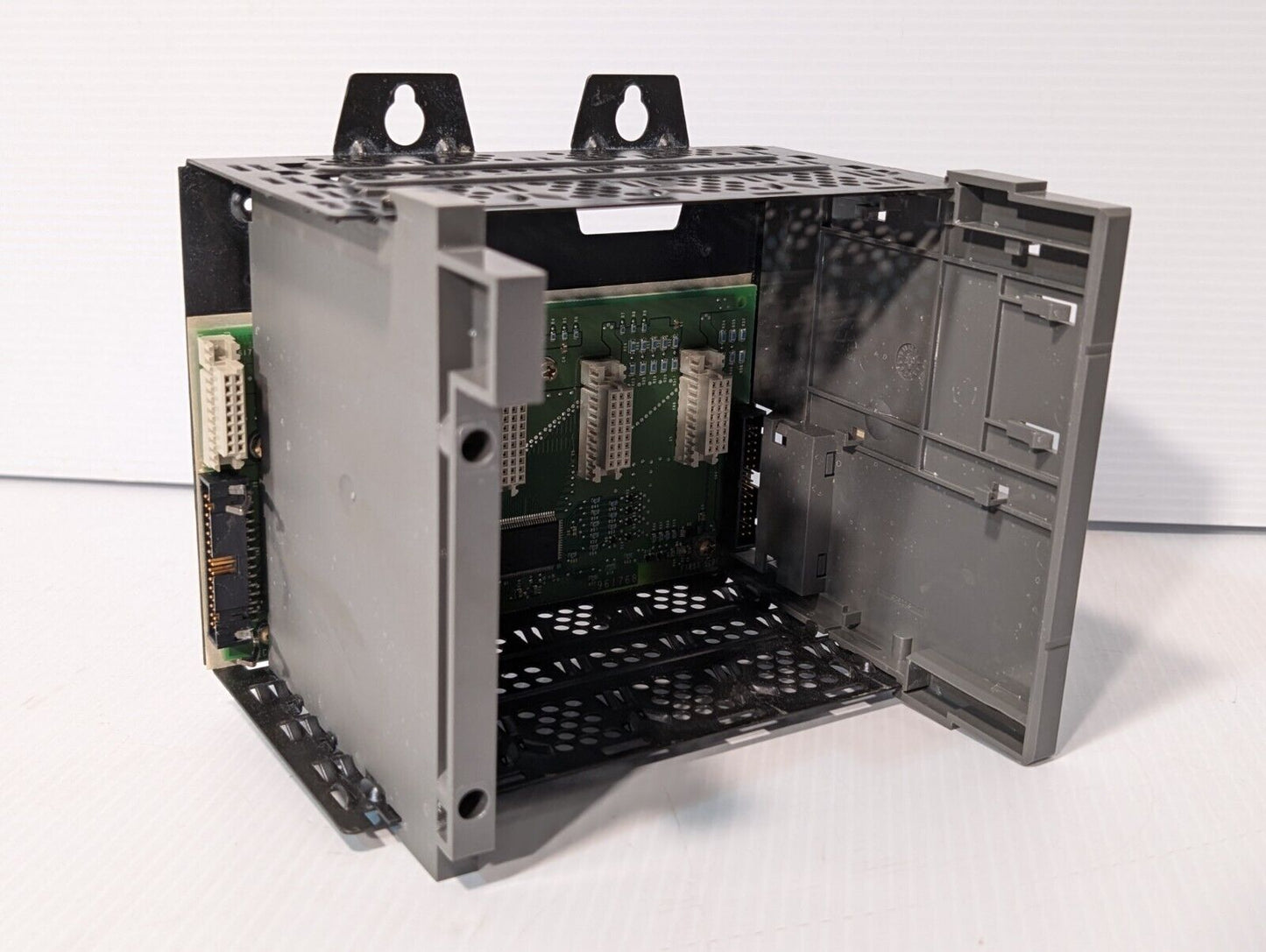 Allen Bradley 1746-A4 Series B 4 Slot Chassis Rack, SLC 500 - Free Shipping