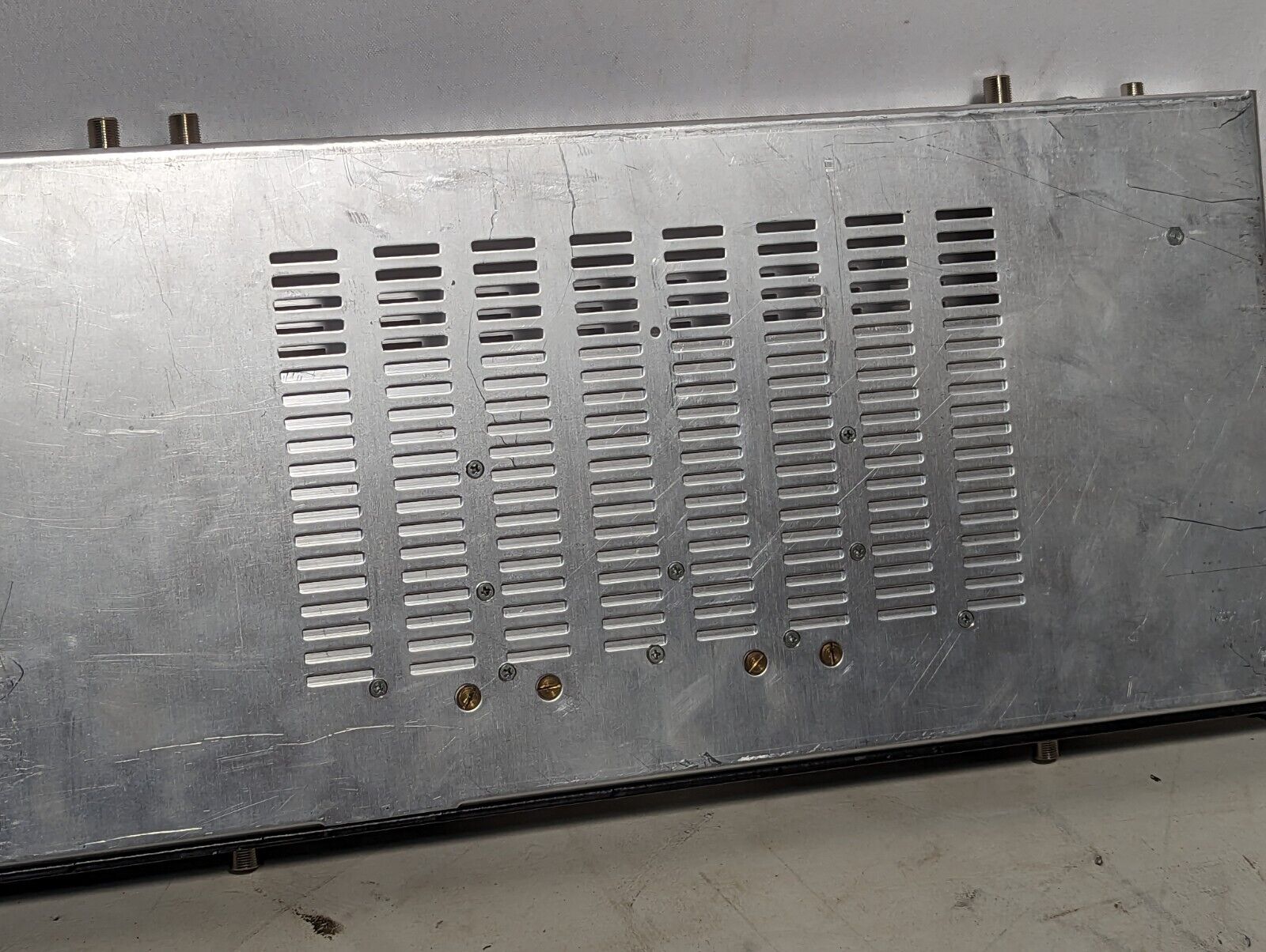 Toner HEA-37 1GHz headend amplifier