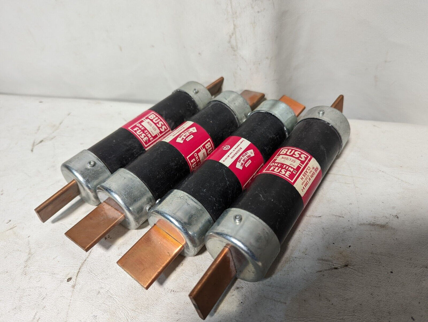 Lot of 4 Buss NOS-125 fuses, 125A, 600V or less AC