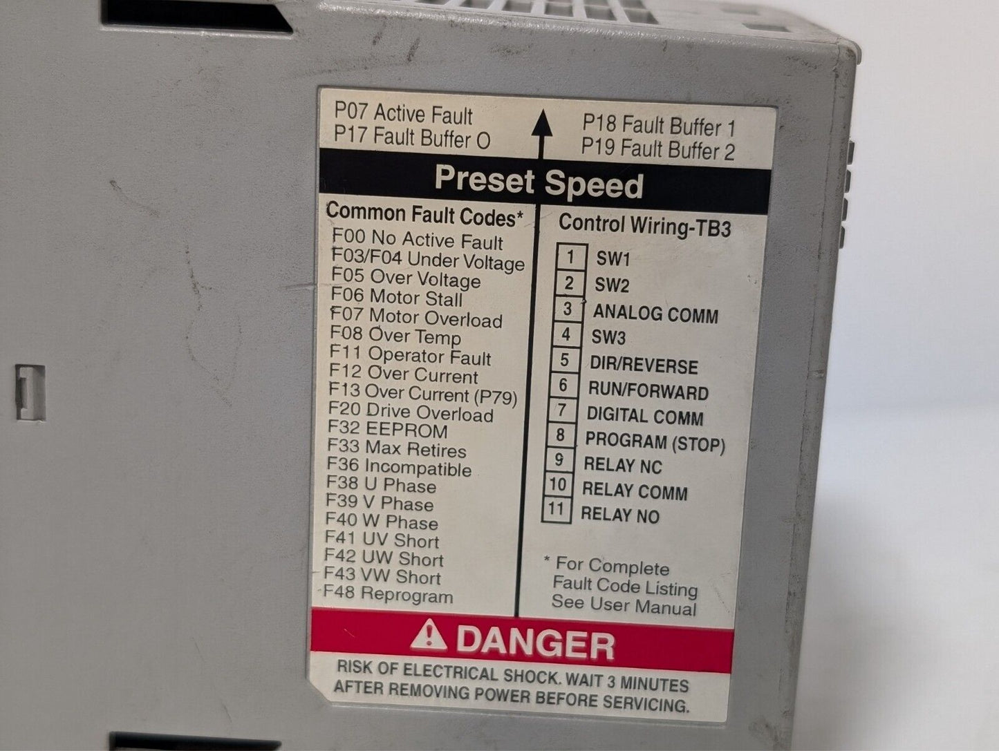 Allen Bradley 160-BA06NPS1P1 VFD 3 HP 2.2 kW Ser C FRN 7.05 160BA06NPS1P1