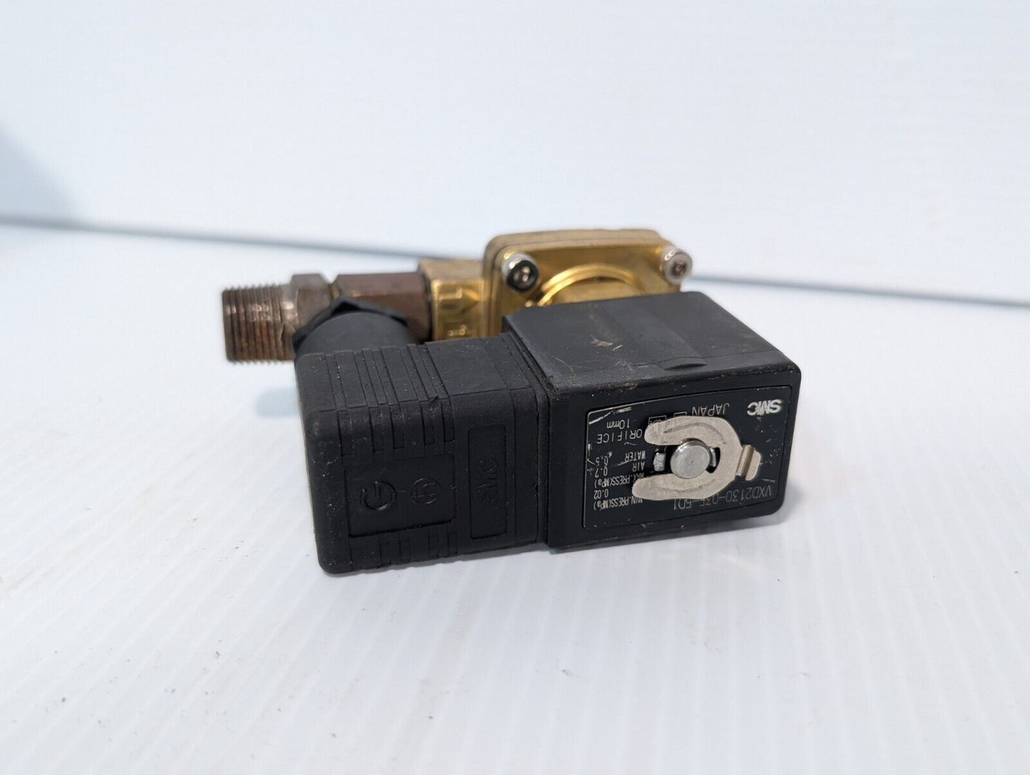 SMC VXD2130-03F-5D1 Solenoid Control Valve - Free Returns