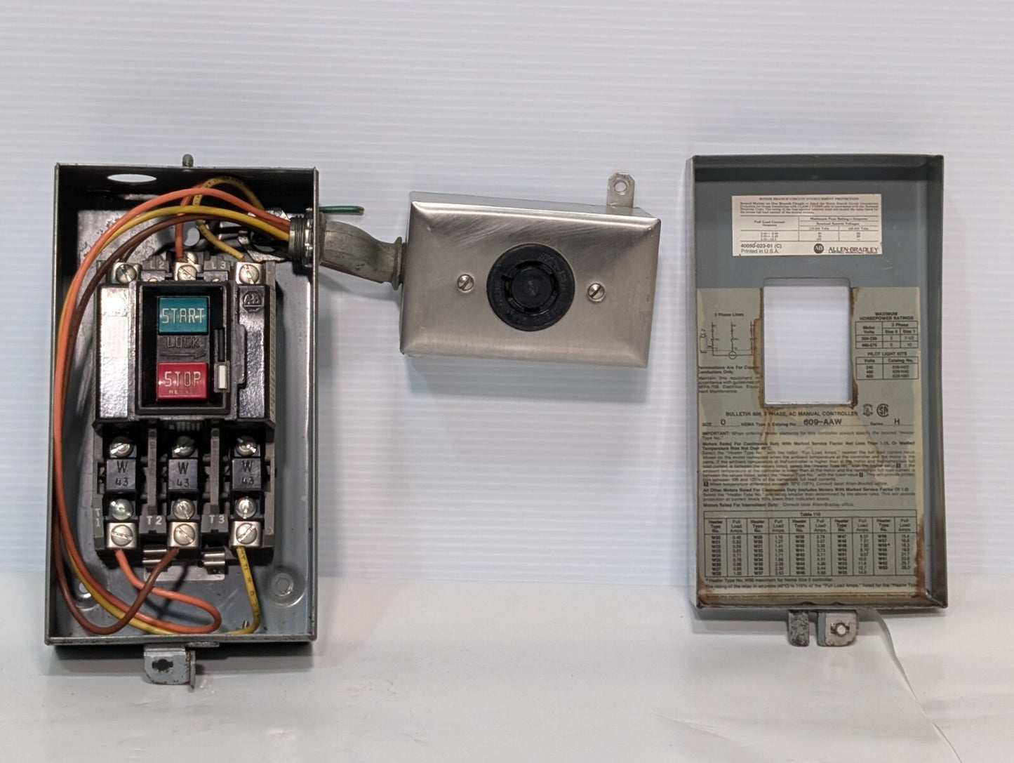 Allen Bradley 609-AAW Manual Starter in Encl. w\ 20A Hubbell Twist-Lock Recptcle