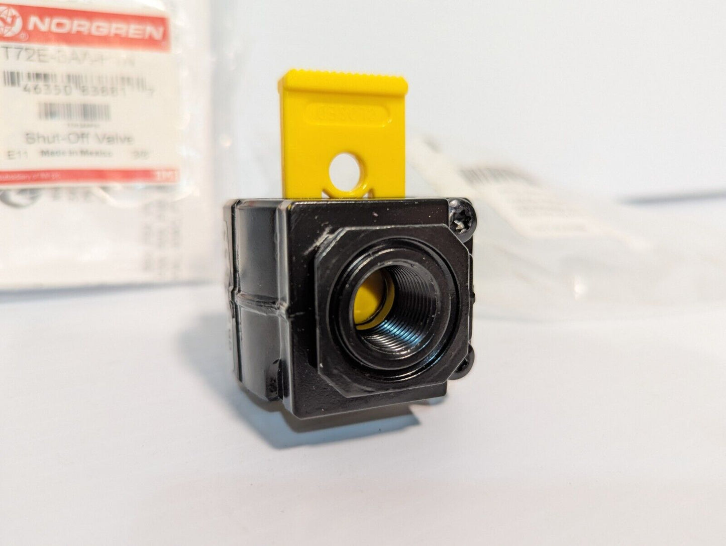 Norgren T72E-3AA-P1N manual valve shutoff with lockout, 3/8" slide actuator