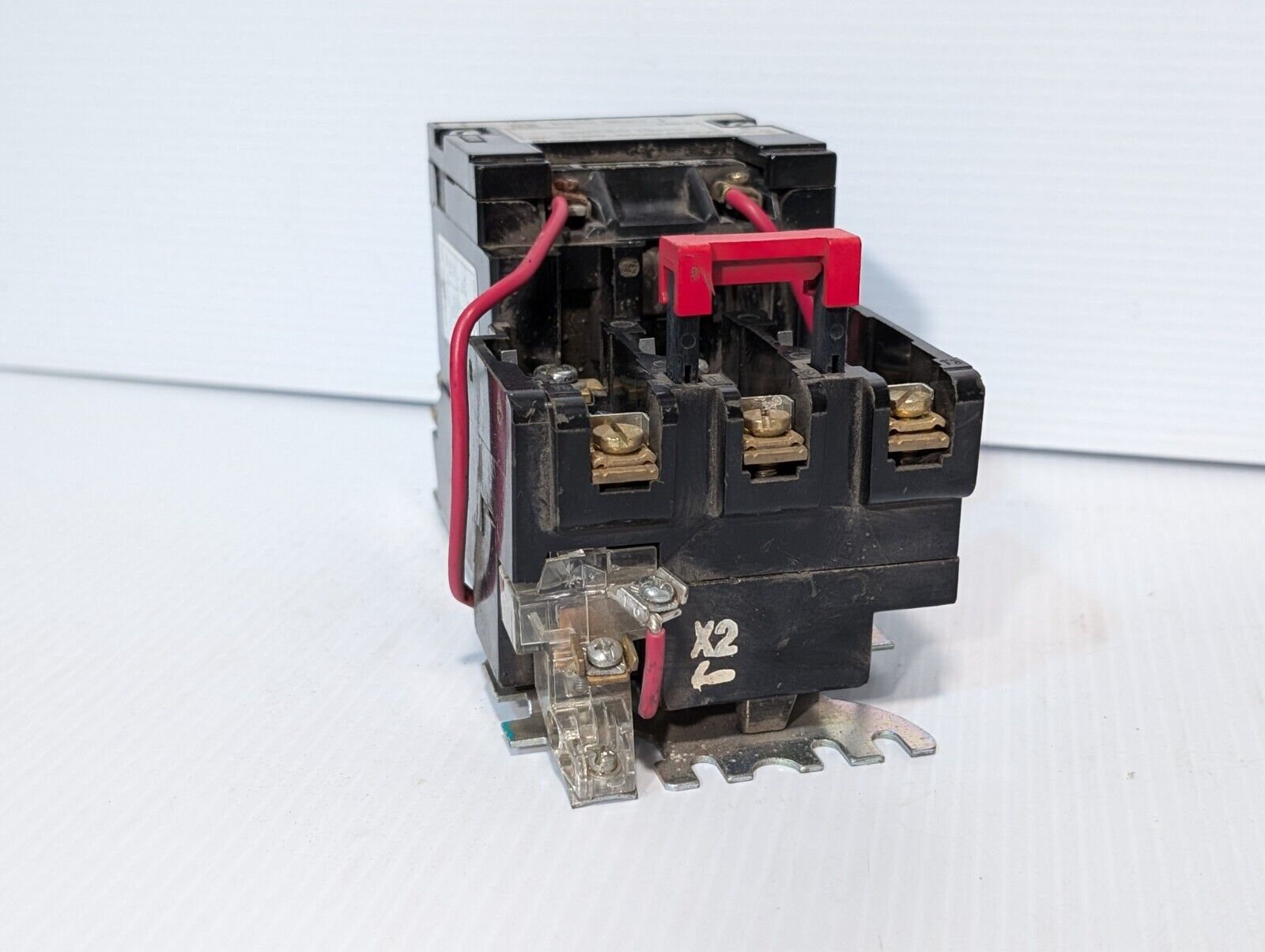 Square D 8536SBO2S motor starter, NEMA sz 0, 110/120VAC coil as pictured