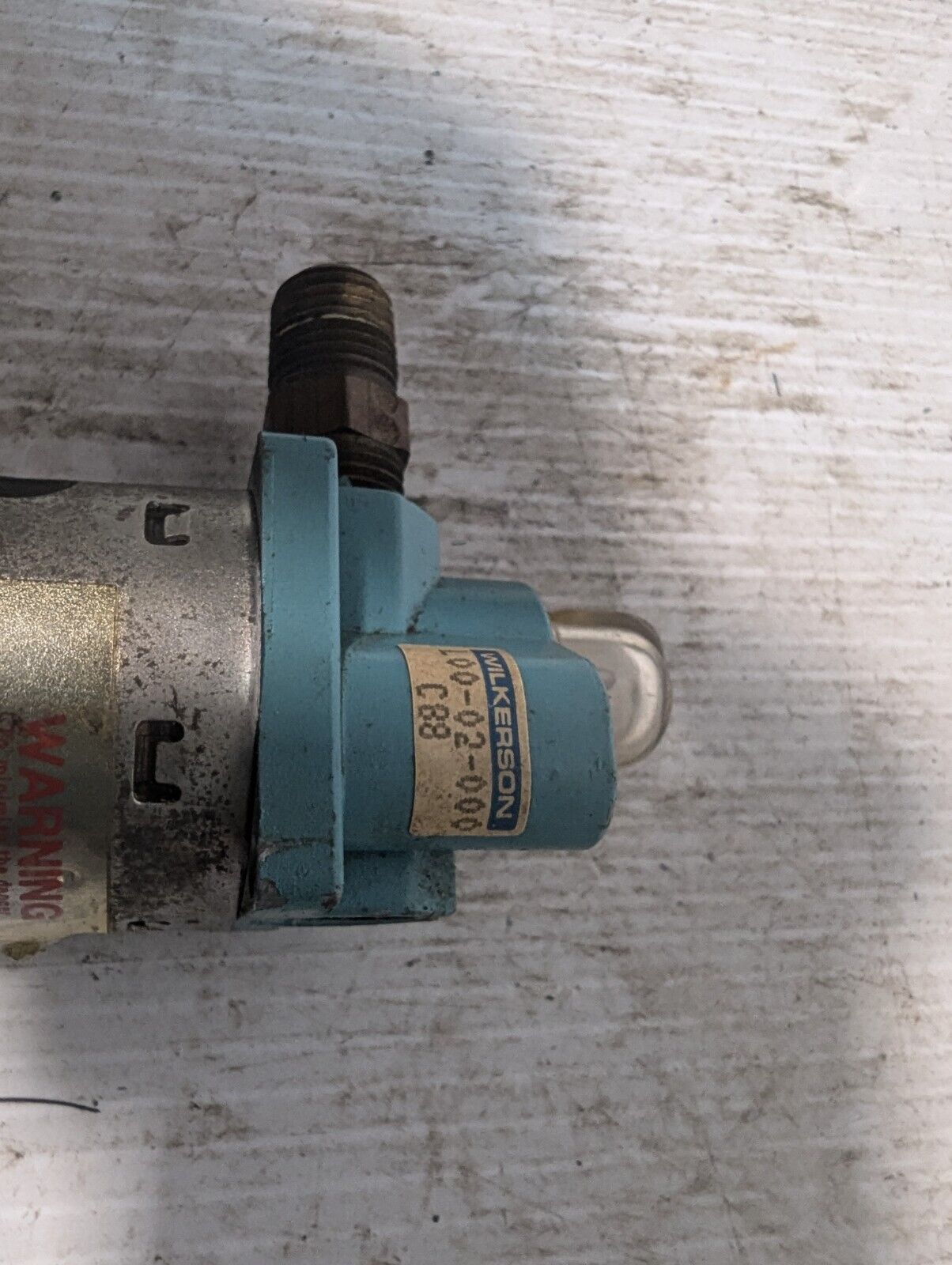 Wilkerson L00-02-000 Hydraulic Lubricator - Free Shipping+Returns