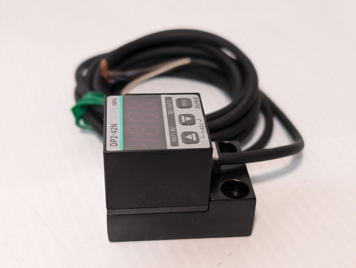 SunX DP2-42N Pressure Sensor, LED display, Digital, DP2 -Free Shipping & Returns