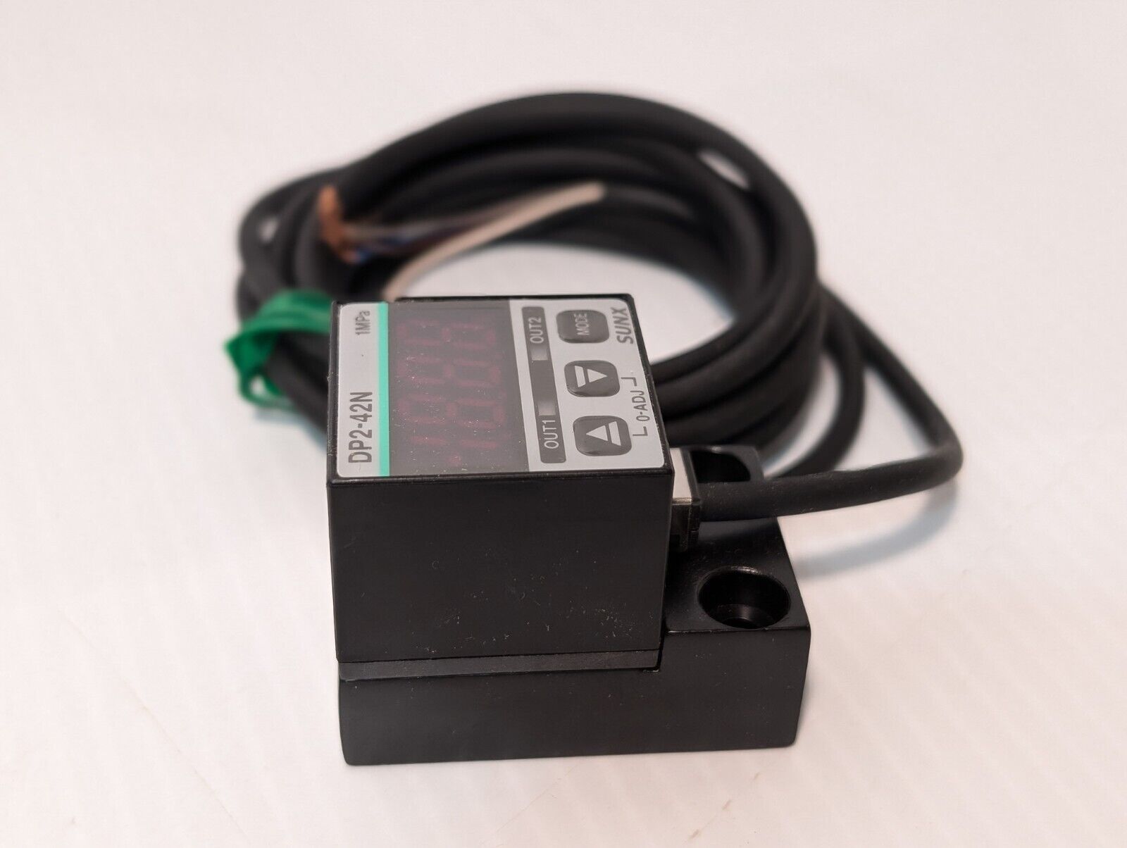 SunX DP2-42N Pressure Sensor, LED display, Digital, DP2 -Free Shipping & Returns