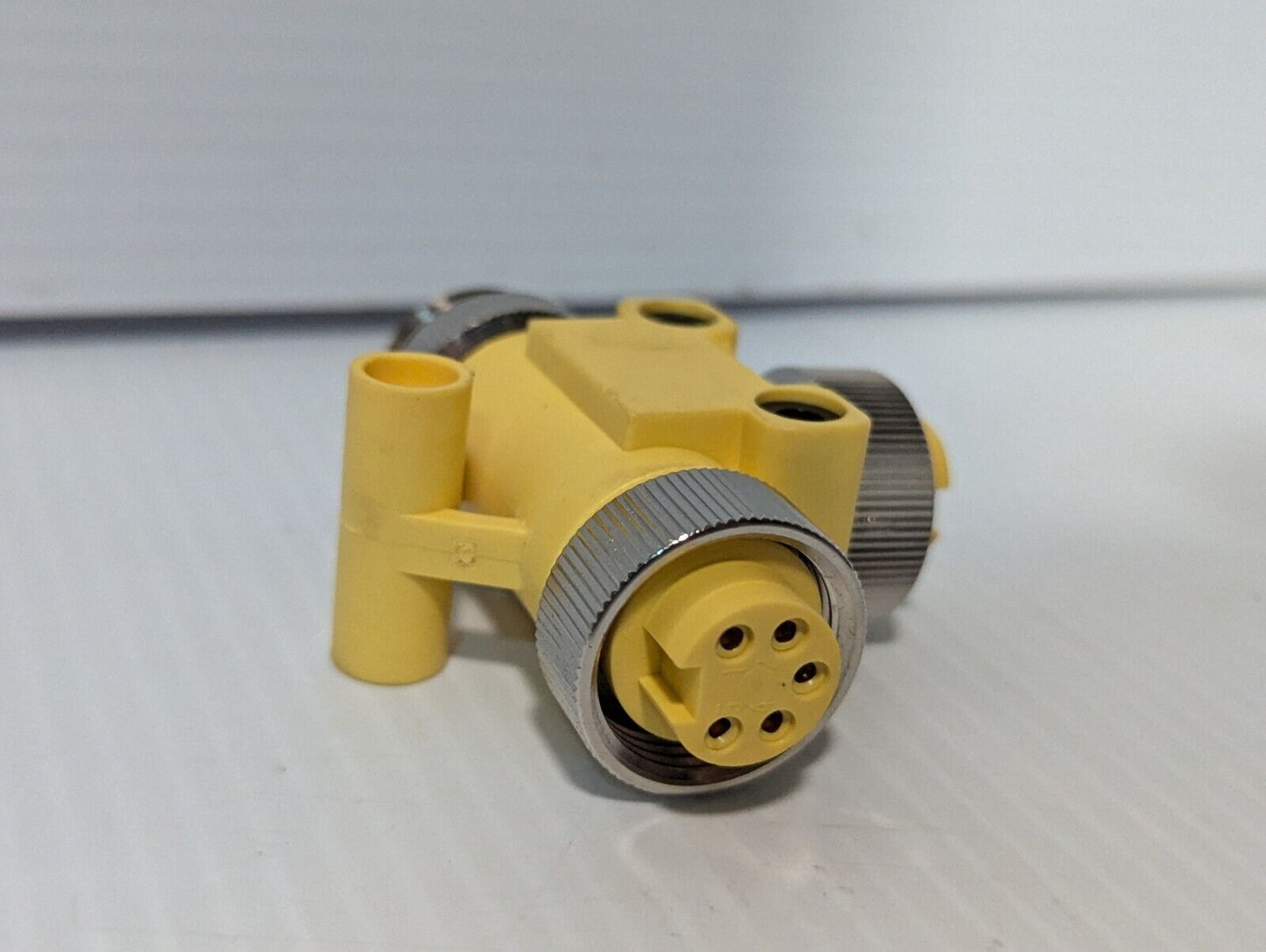 Zipport ZP-S1-3MFF-T T-Coupler, 3-Pole Female 7/8IN - Free Shipping+Returns