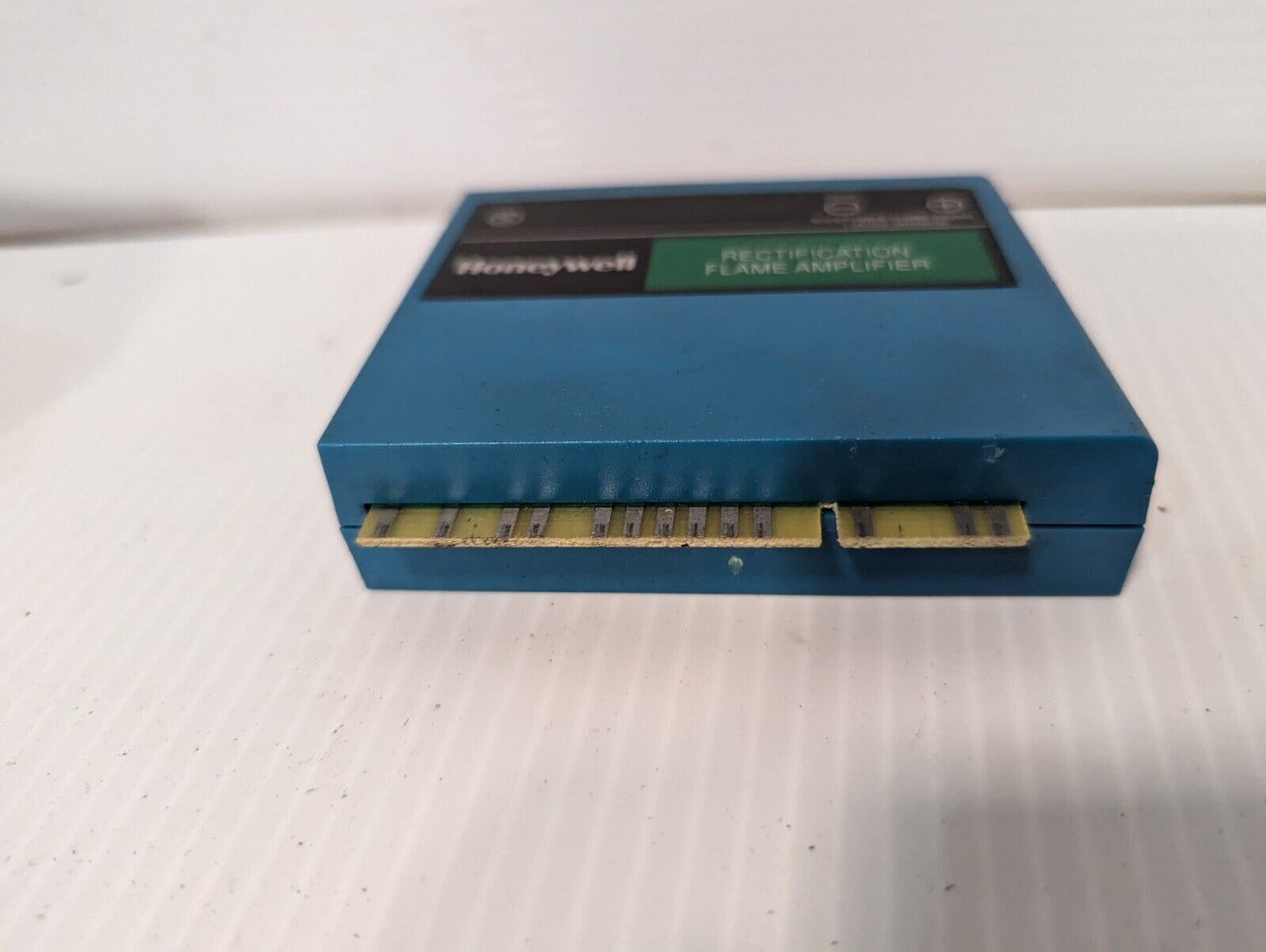 Honeywell R7847 A 1082 rectification flame amplifier for use with C7012A, C - Fr