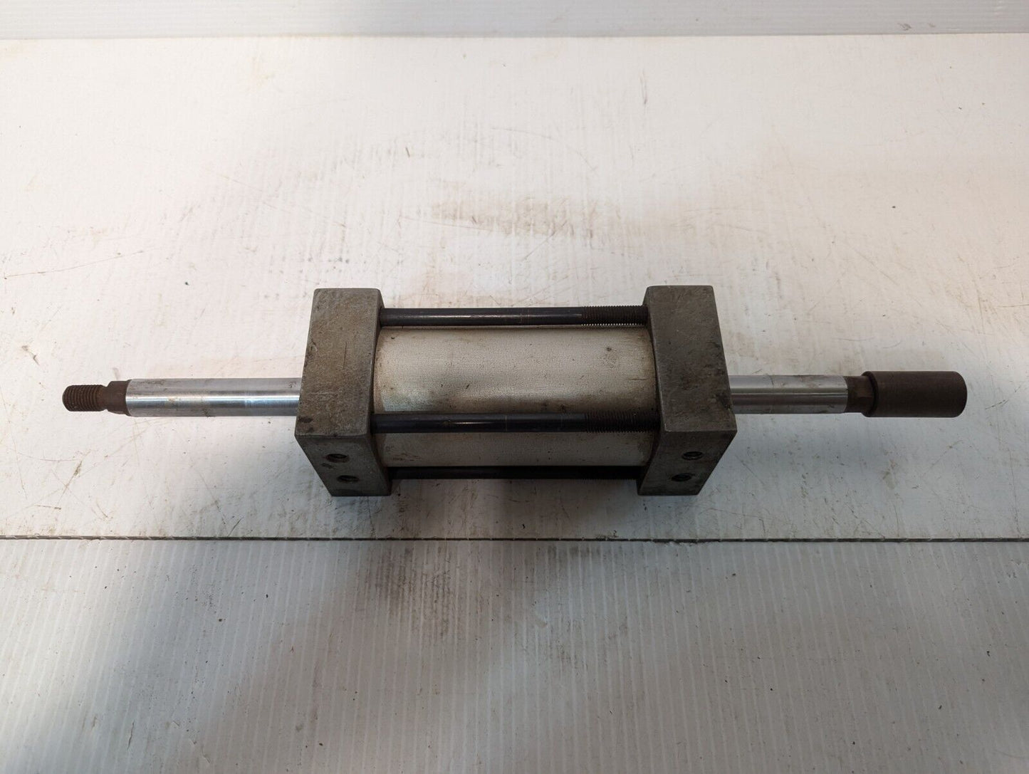 Unidentified 14" Double-Action Hydraulic Cylinder - Free Shipping+Returns
