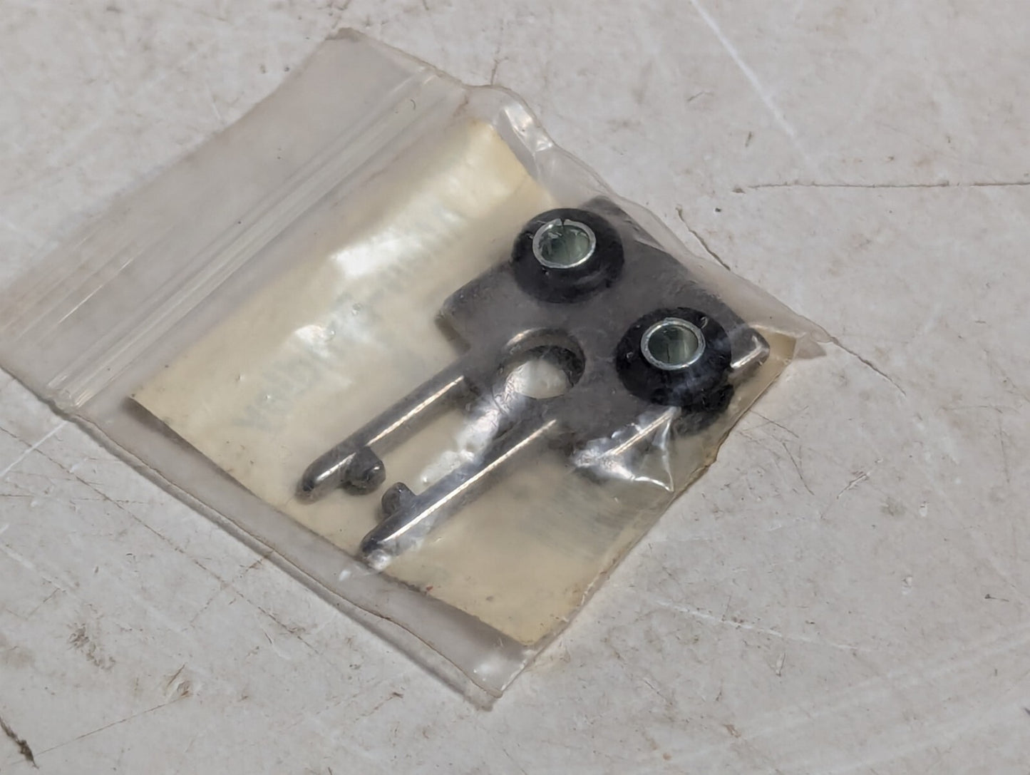 Allen Bradley 440K-A21014 B Guardmaster Flat Actuator Key For Interlock Switches