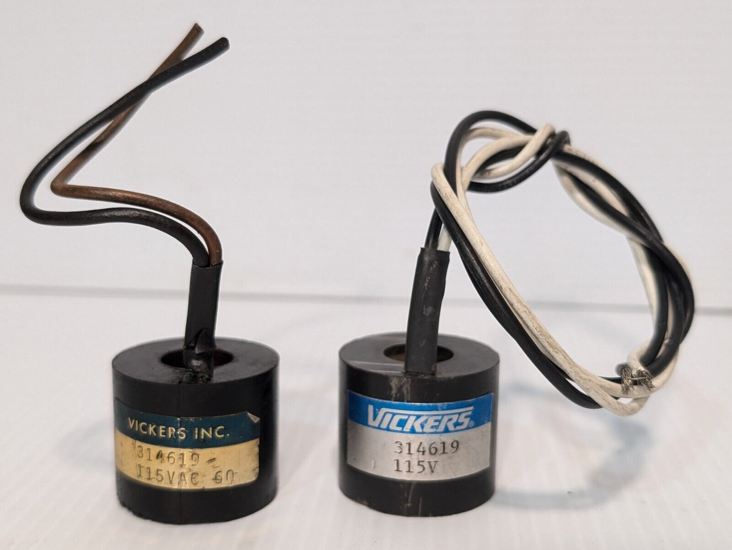 Vickers (Eaton Co) 314619 Solenoid Coil, 115V & Returns