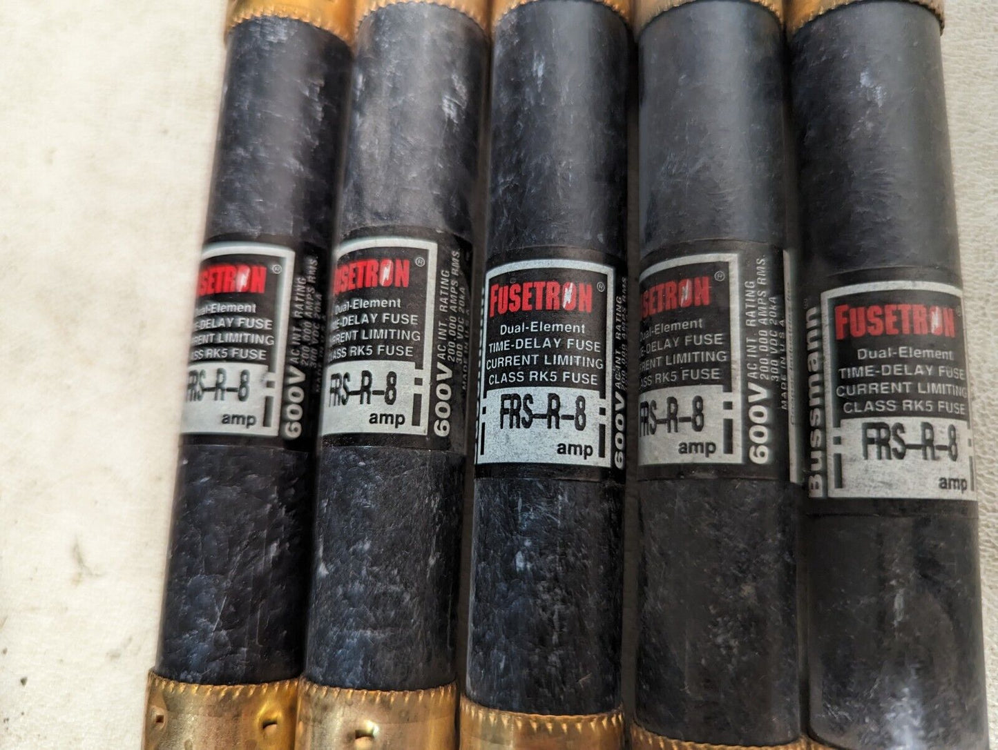 Large lot of 100 FRS-R fuses, 18xFRS-R-9, 15xFRS-R-8, 7xFRS-R-6-1/4, 1xFRS-R-6,