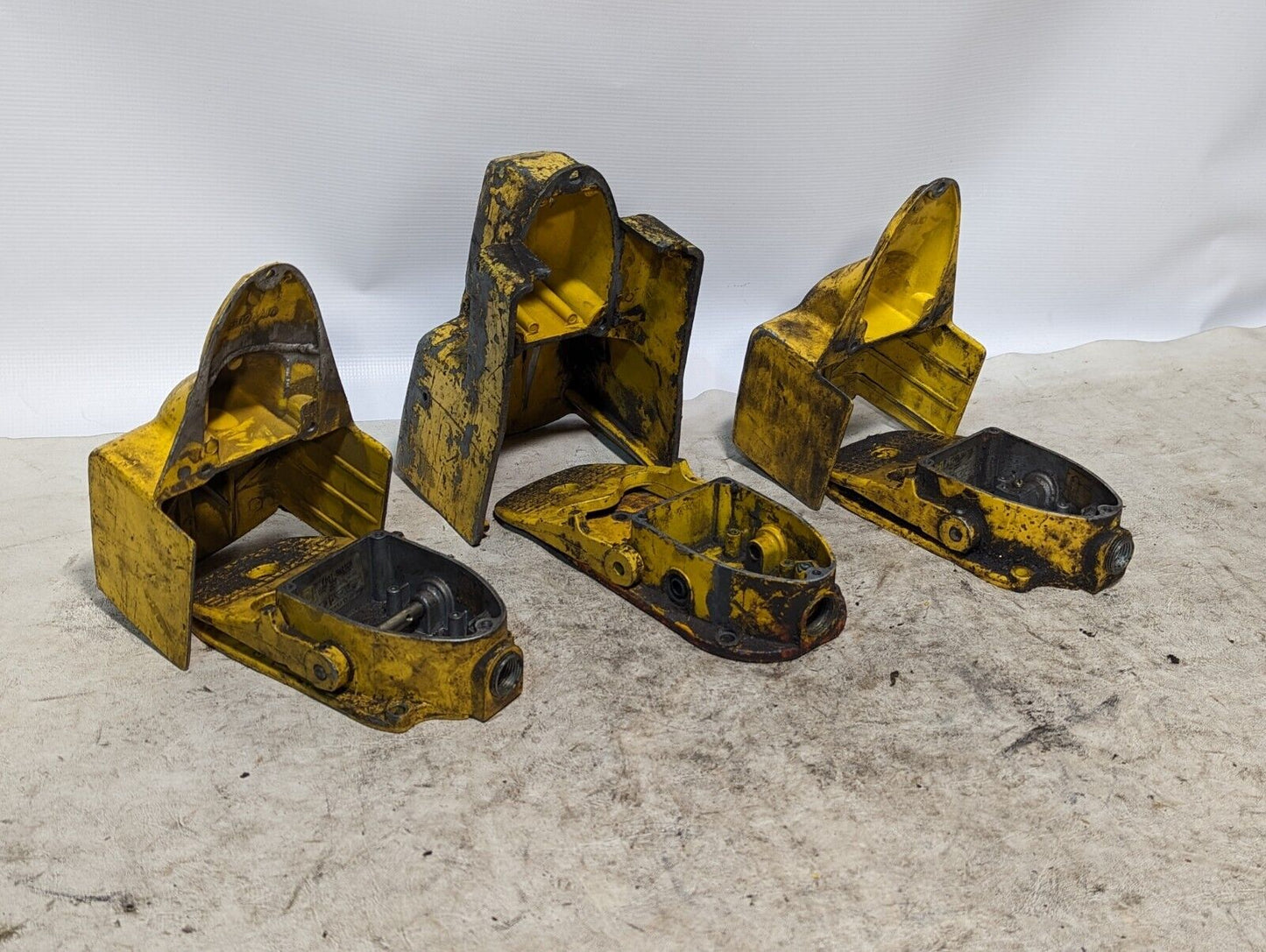 Square D 9002 AW-2 Foot Switch (With Guard), Series C, 600VAC/DC