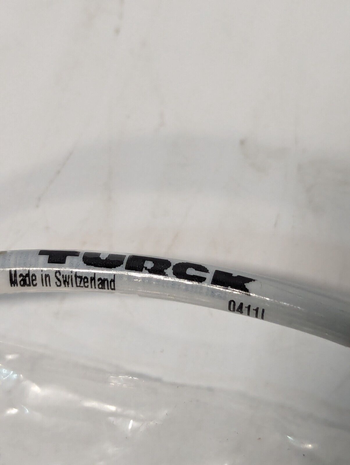 TURCK S1601665, 161K304H01 Rectangular Inductive Sensor 7MM Rang - Free Shipping