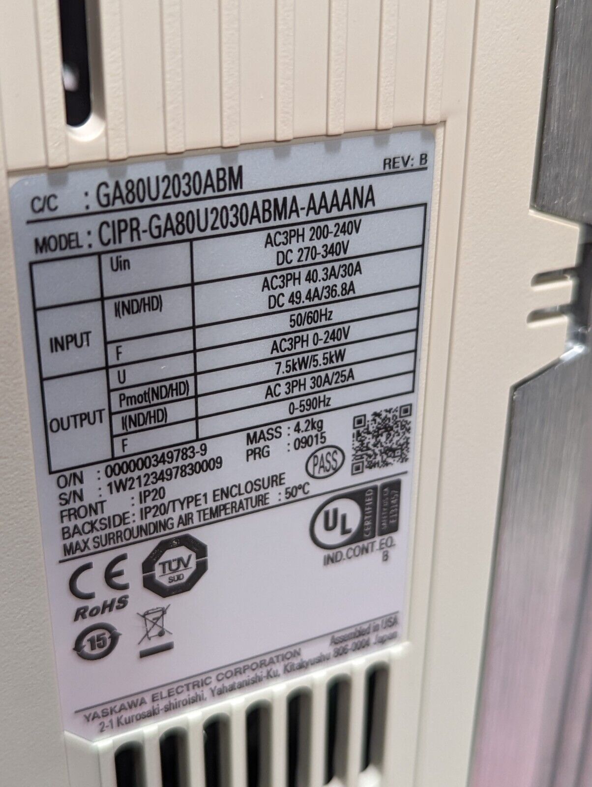 Yaskawa GA80U2030ABM AC drive, GA800, 200-240V, 3 phase, 7.5kW output, for indus