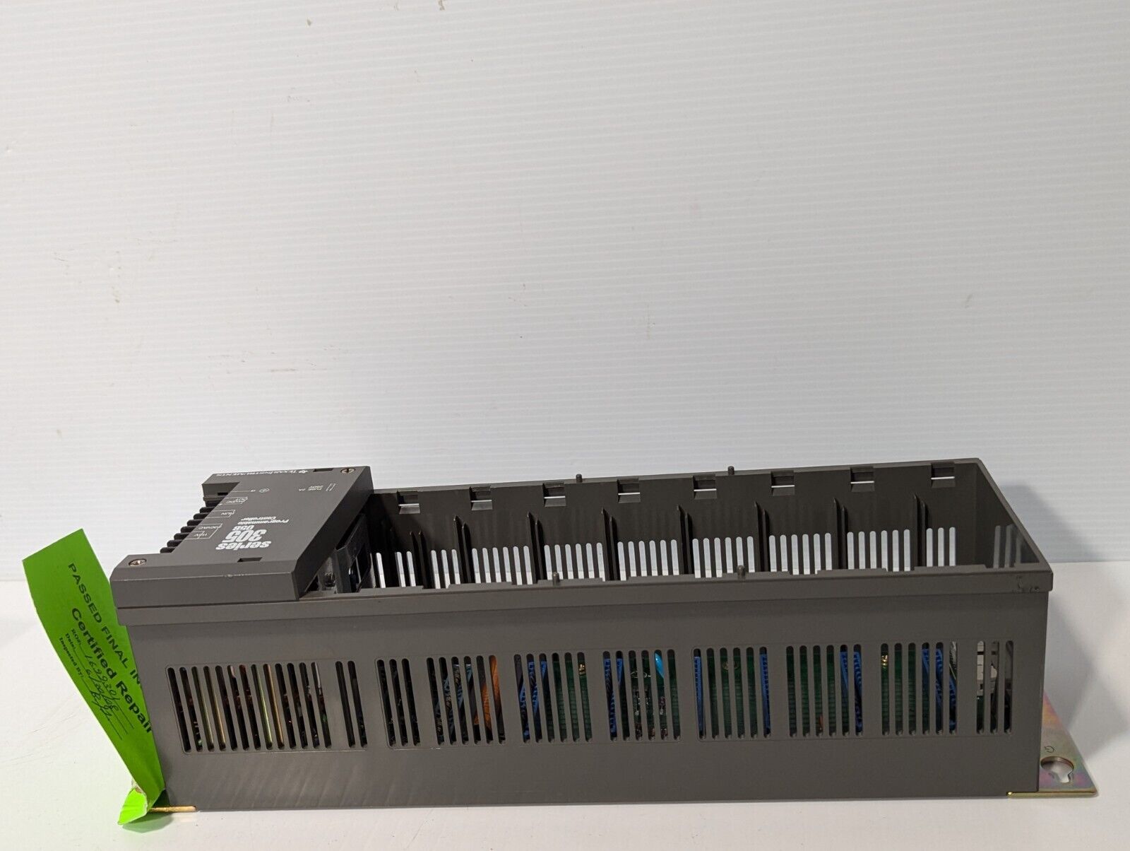 Texas Instruments 305-05B programmable controller, 97-132/194-264VAC in, 5/24VDC