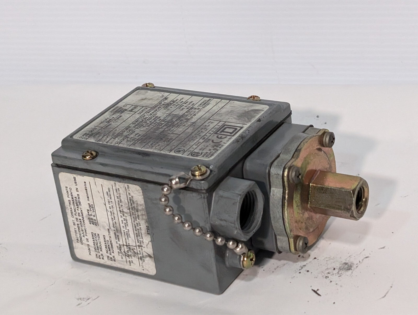 Square D 9012 GAW-4 Series C 9830 Pressure Switch 1.5-75 PSIG