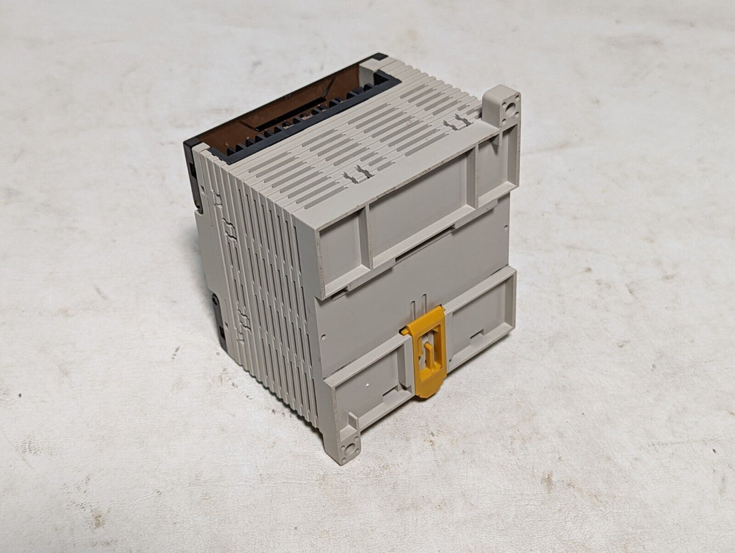 omron CPM1A-20CDT-A-V1 programmable controller