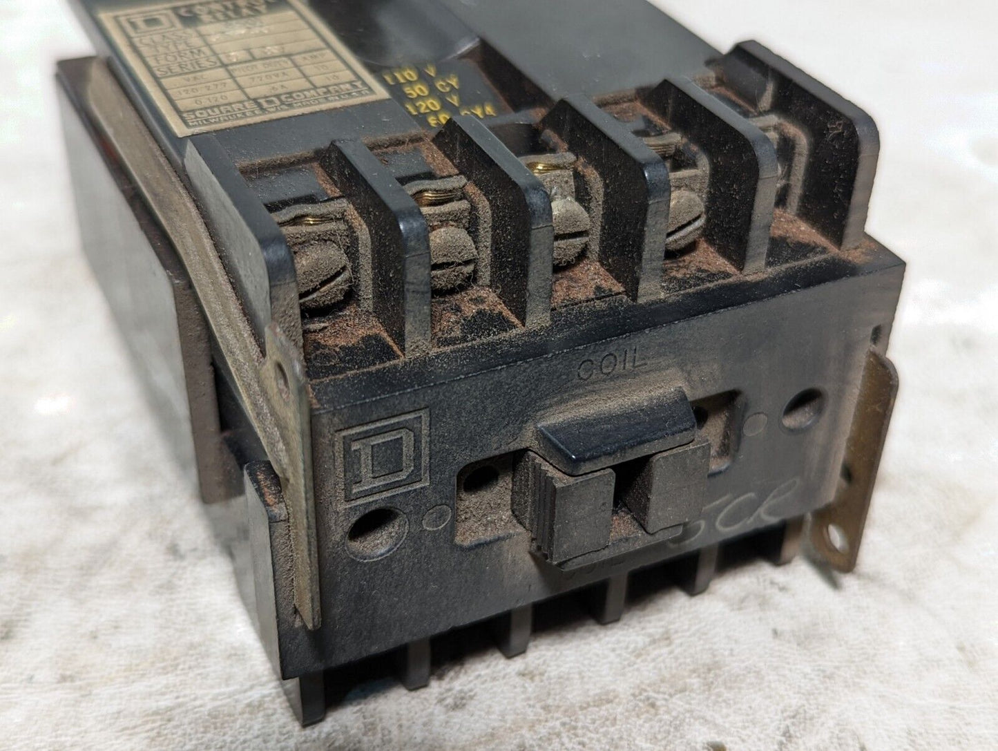 Square D 8501GO40 control relay, 110/120VAC coil, 8501G040