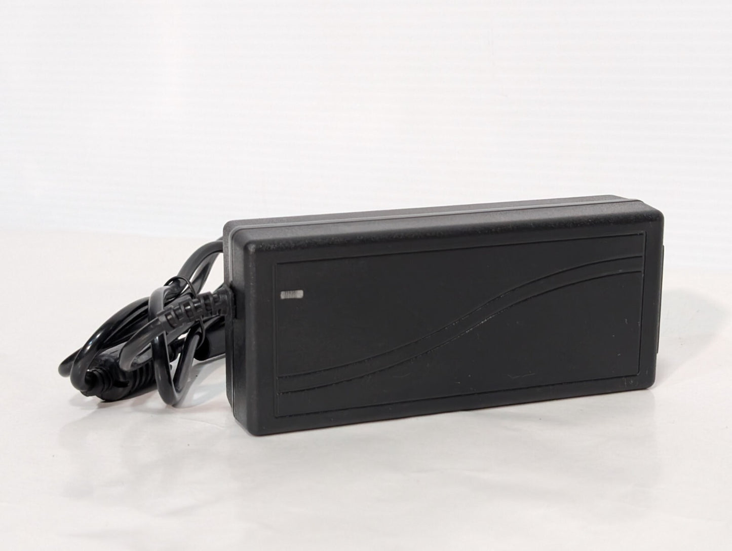 Unbranded LGY-201 Switching Power Adapter, 60W, 12V, AC\DC, 5 Pin Connector