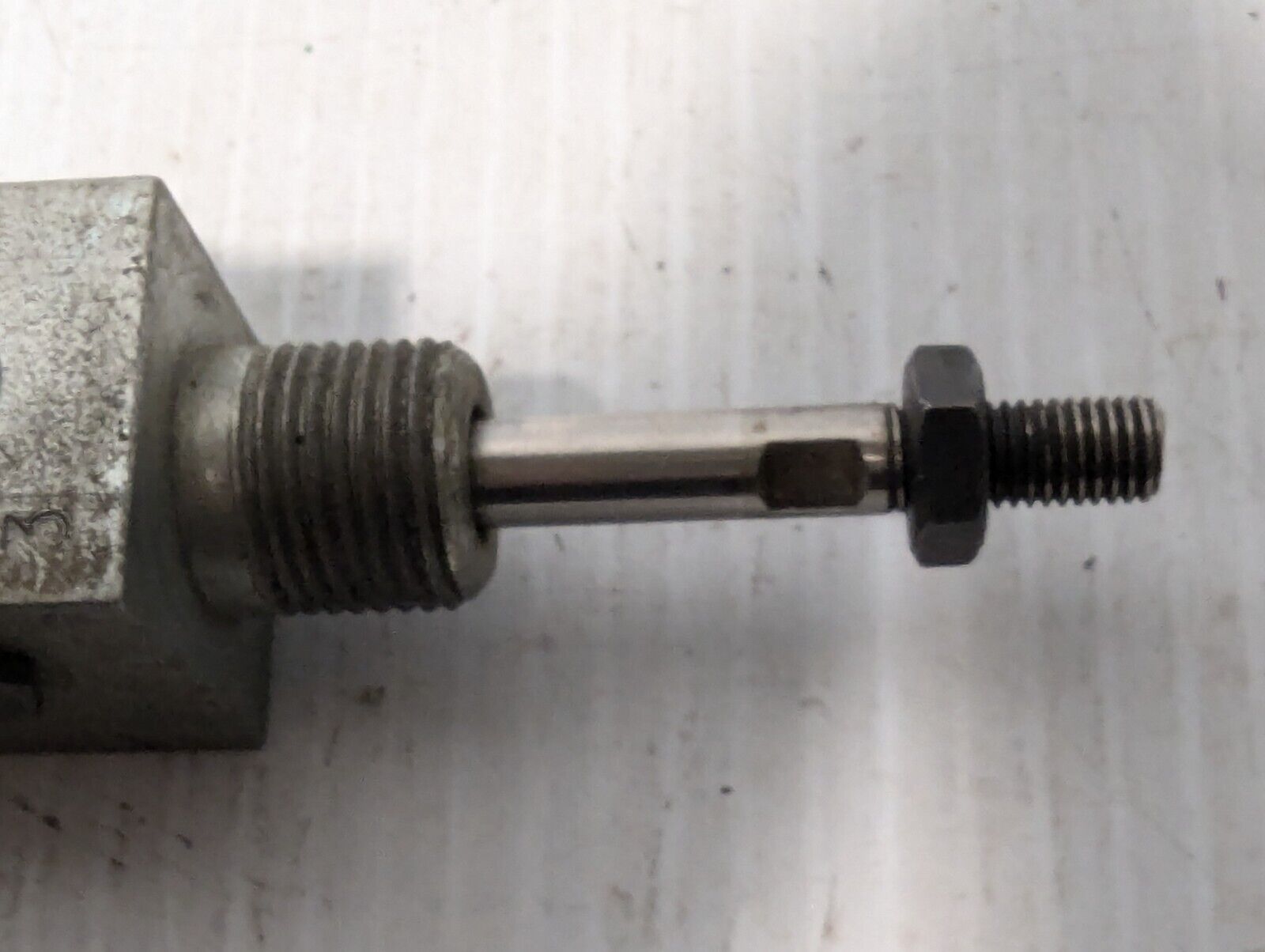 Tom Thumb DAVI 3/4 X 1-1/2 Magnetic Piston Air Cylinder -Free Shipping