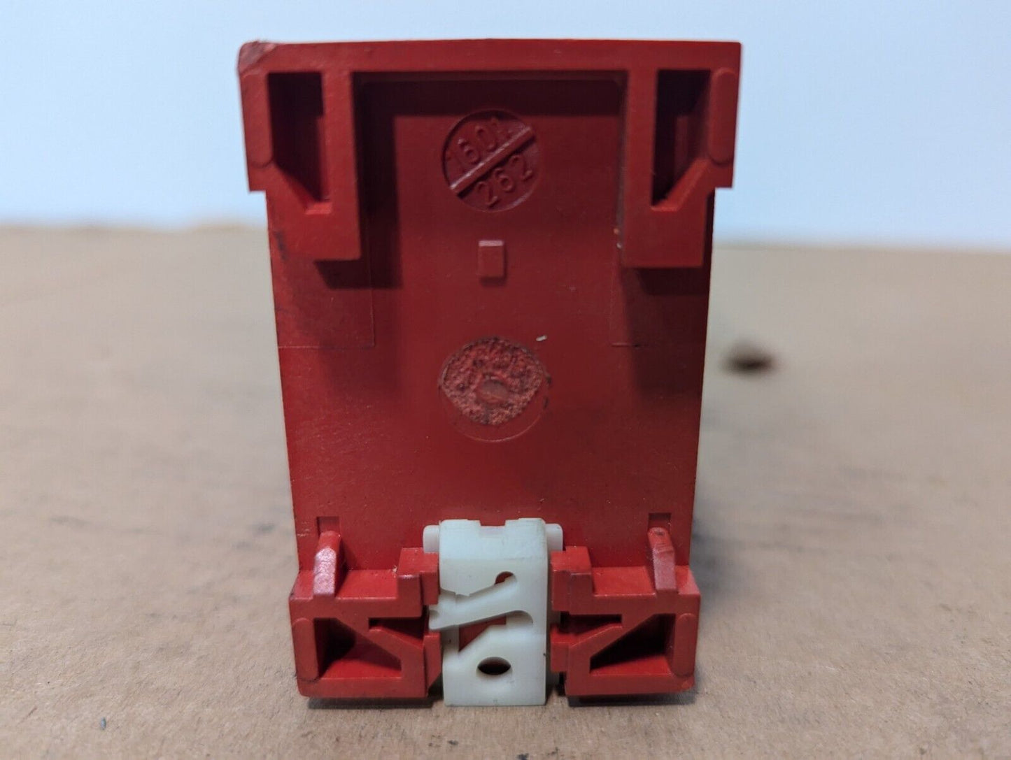 STI SA06AM Universal Monitoring Safety Relay Unit Dual Channel - Free Shipping