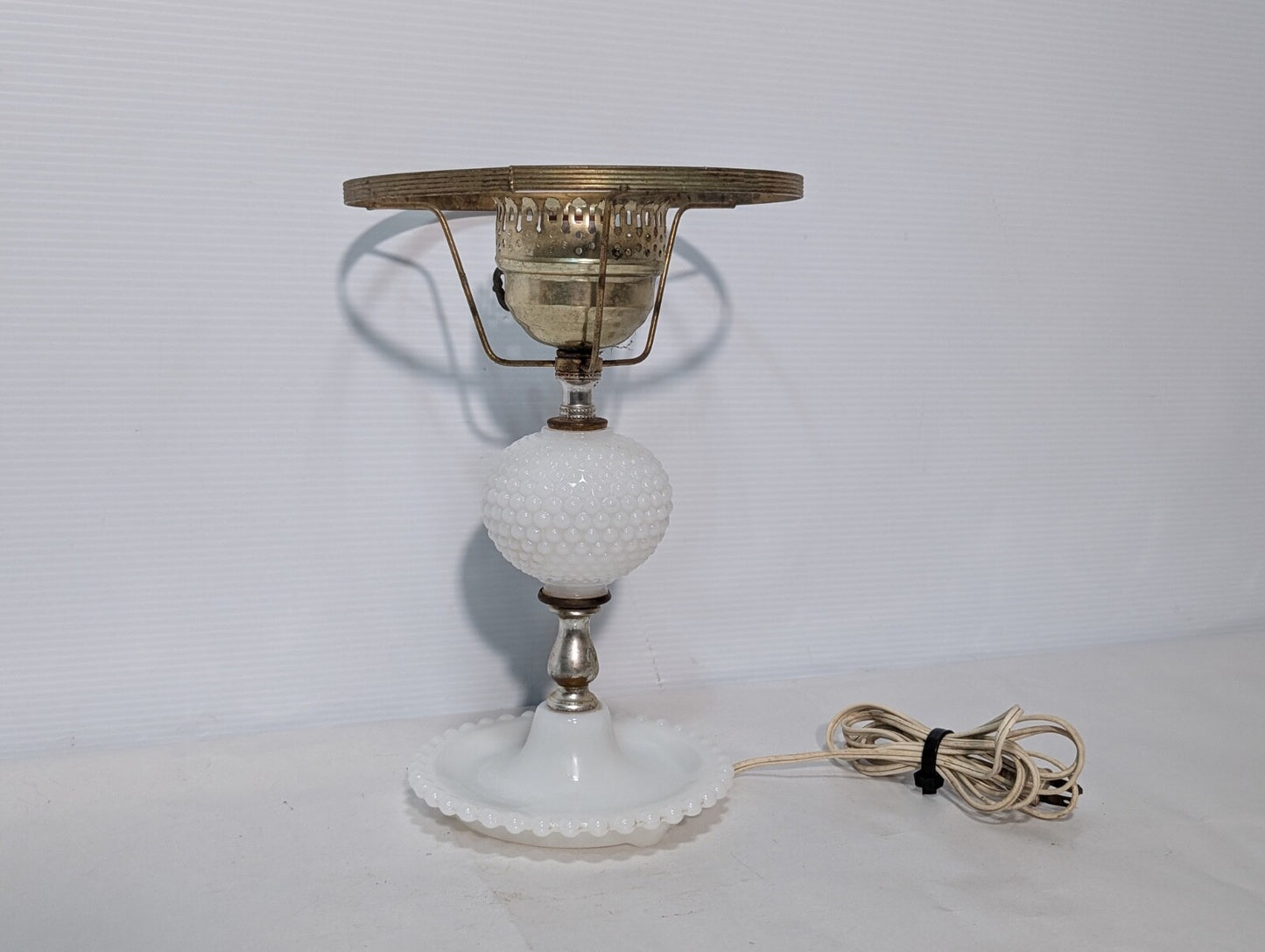 Vintage Mid-Century Modern Fenton White Milk Glass Hobnail Table Lamp