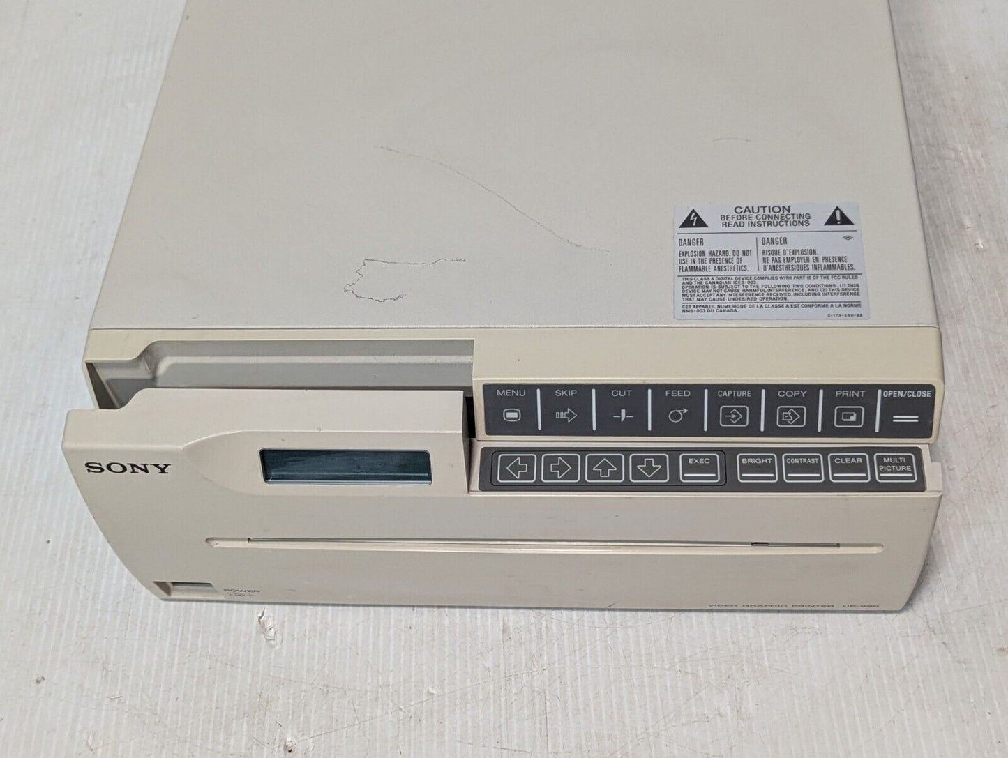 Sony Video Graphic Printer UP-980, door ajar, w/paper roll - Free Shipping